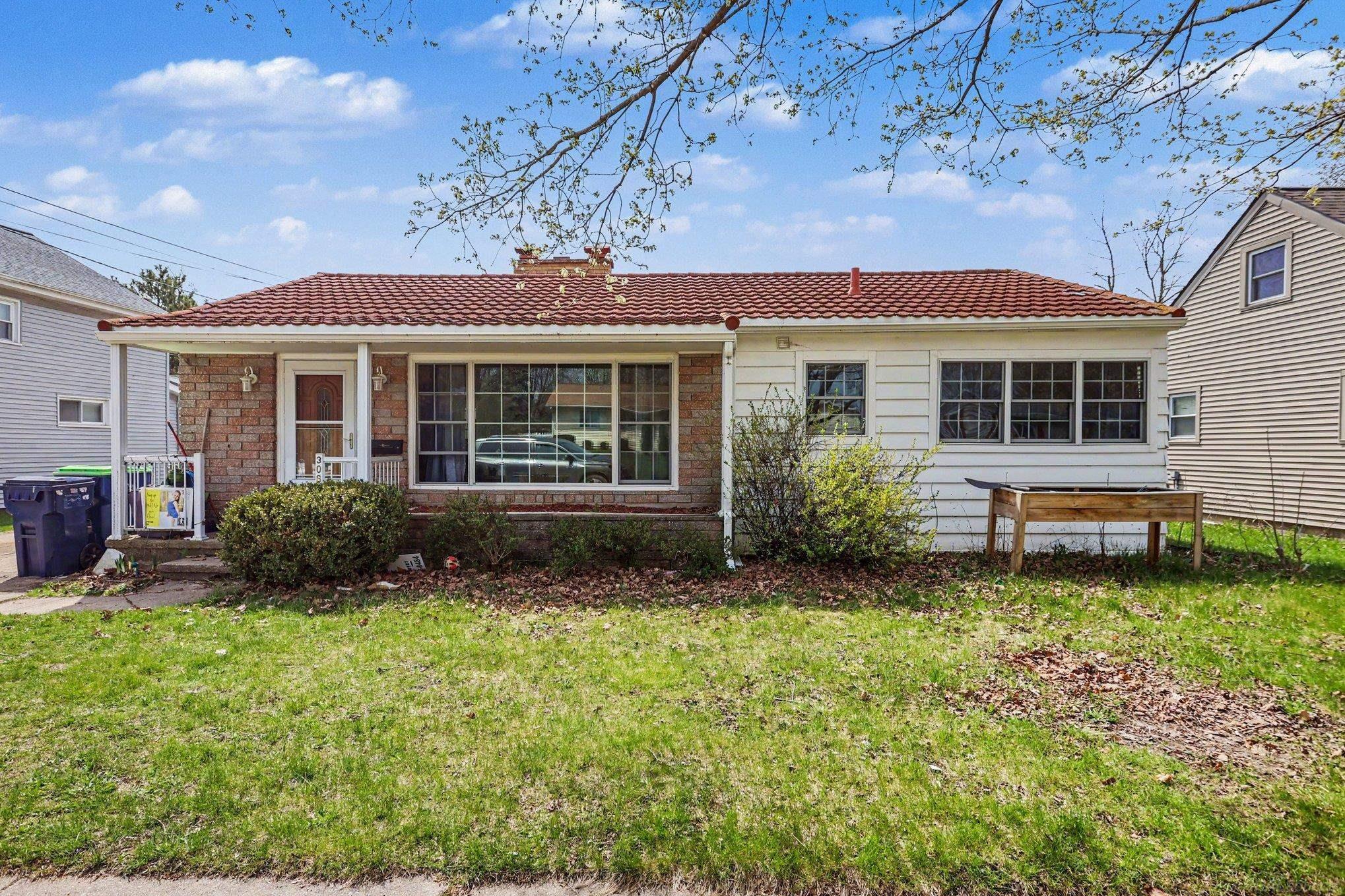 306 Sanson Street, Bay City, MI, 48706