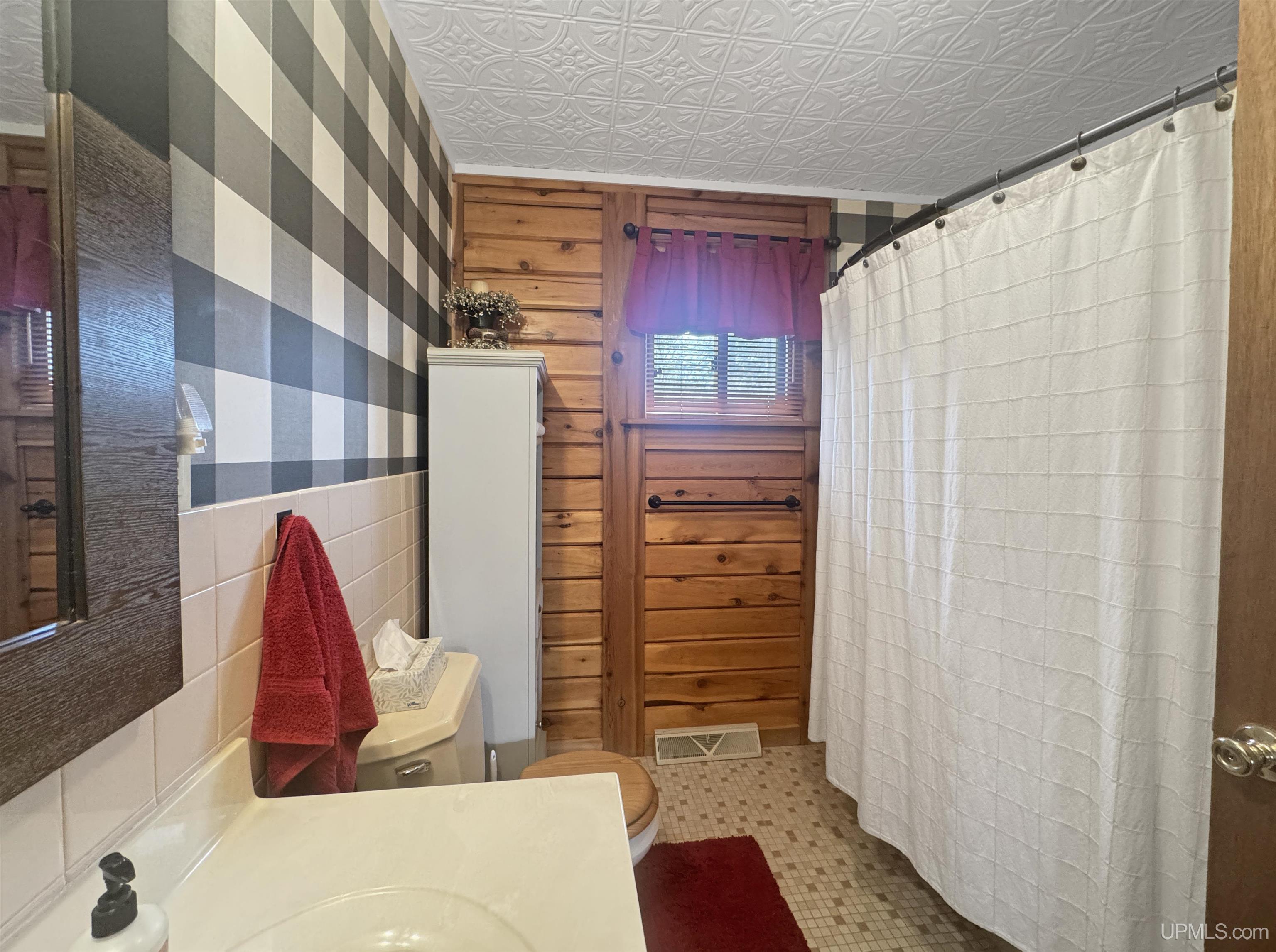 149 Jarvi Road, Crystal Falls, MI, 49920