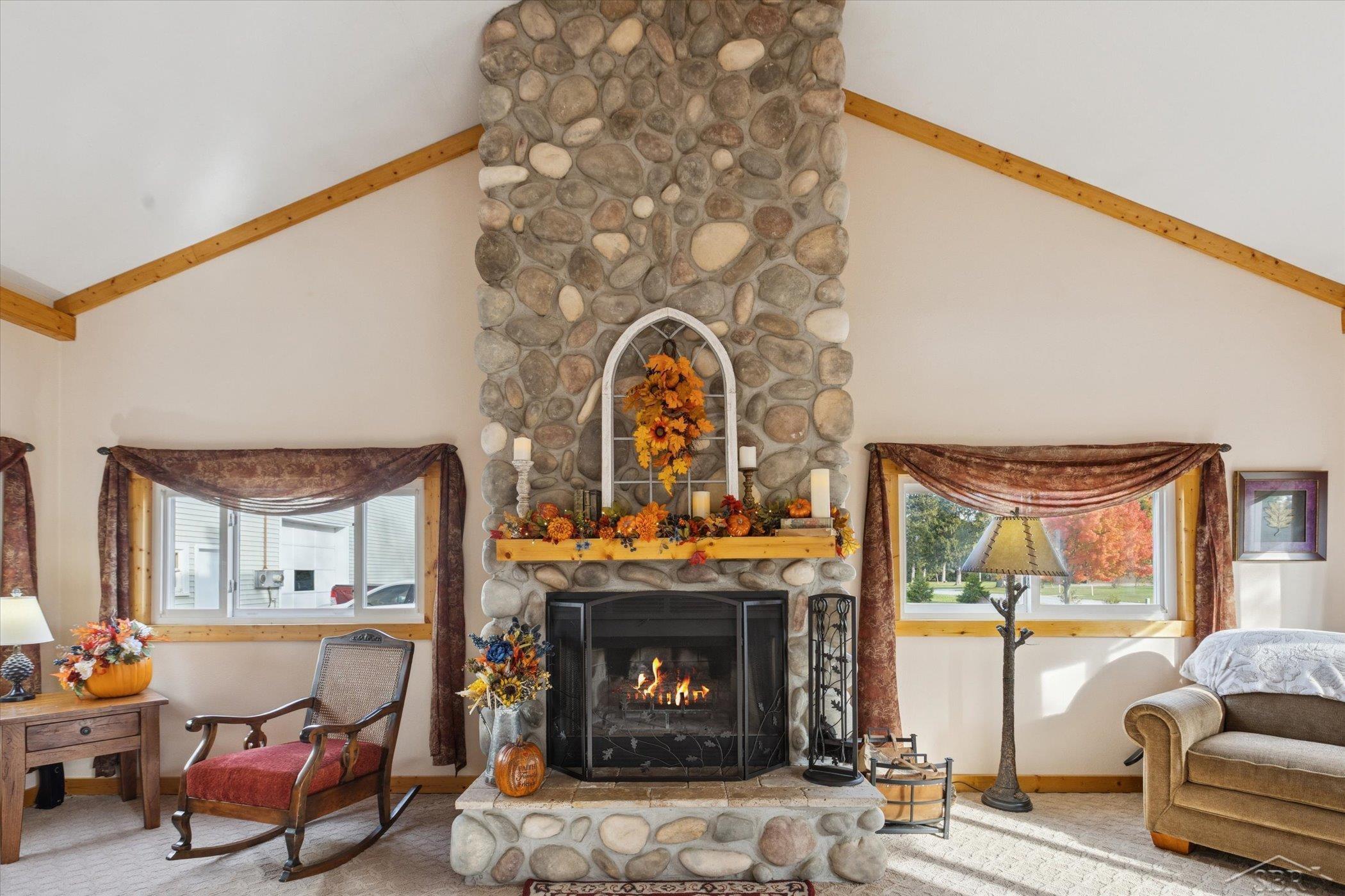 7165 Hospital Road, Freeland, MI, 48623-8648