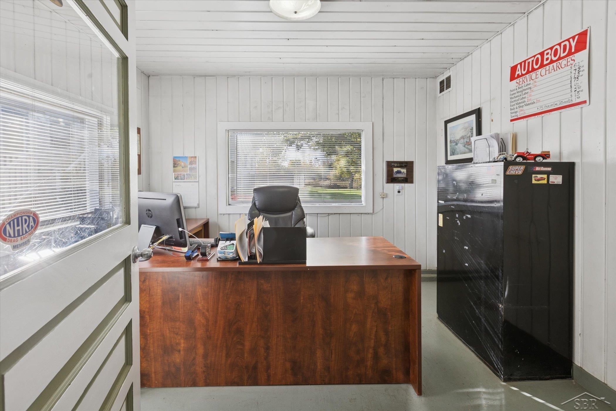 7165 Hospital Road, Freeland, MI, 48623-8648