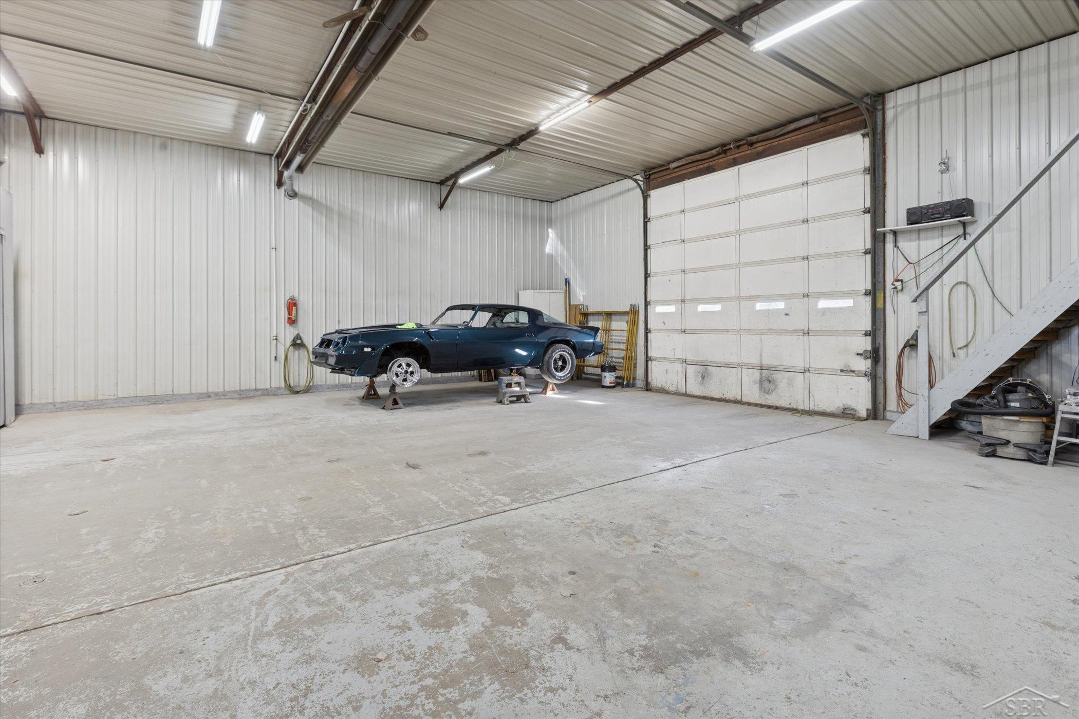 7165 Hospital Road, Freeland, MI, 48623-8648