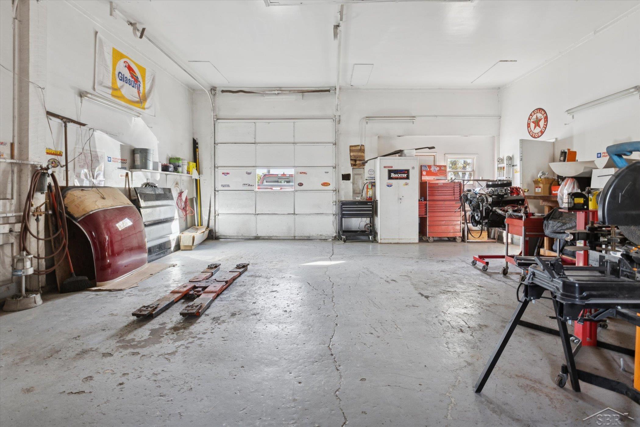 7165 Hospital Road, Freeland, MI, 48623-8648