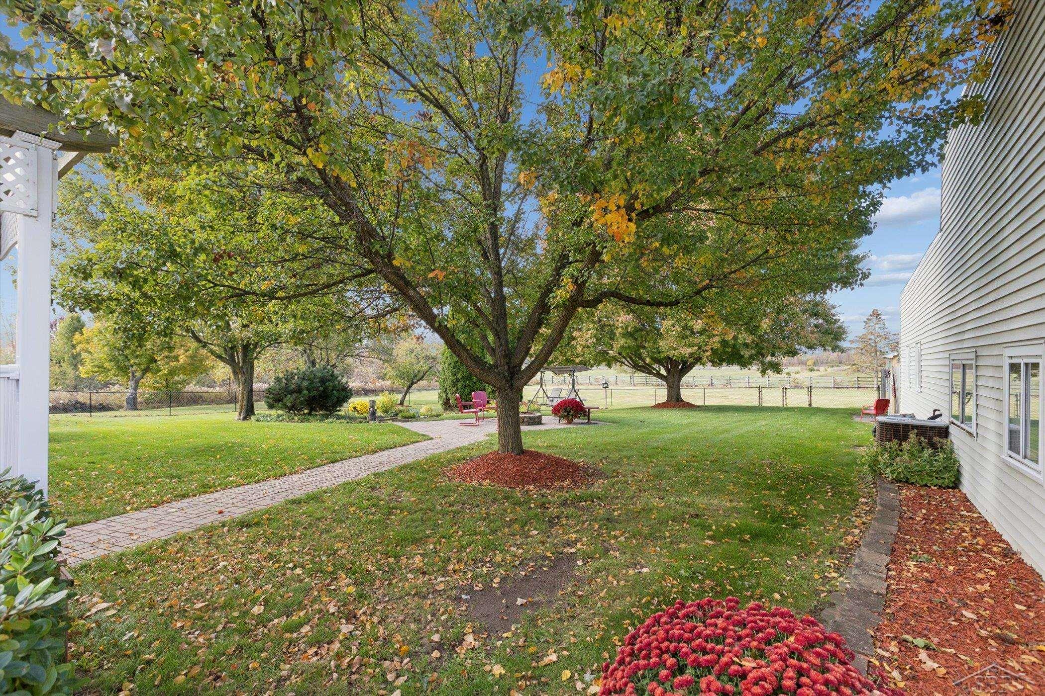 7165 Hospital Road, Freeland, MI, 48623-8648