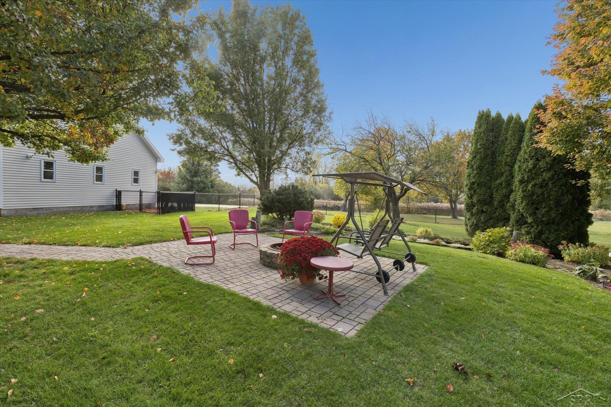 7165 Hospital Road, Freeland, MI, 48623-8648