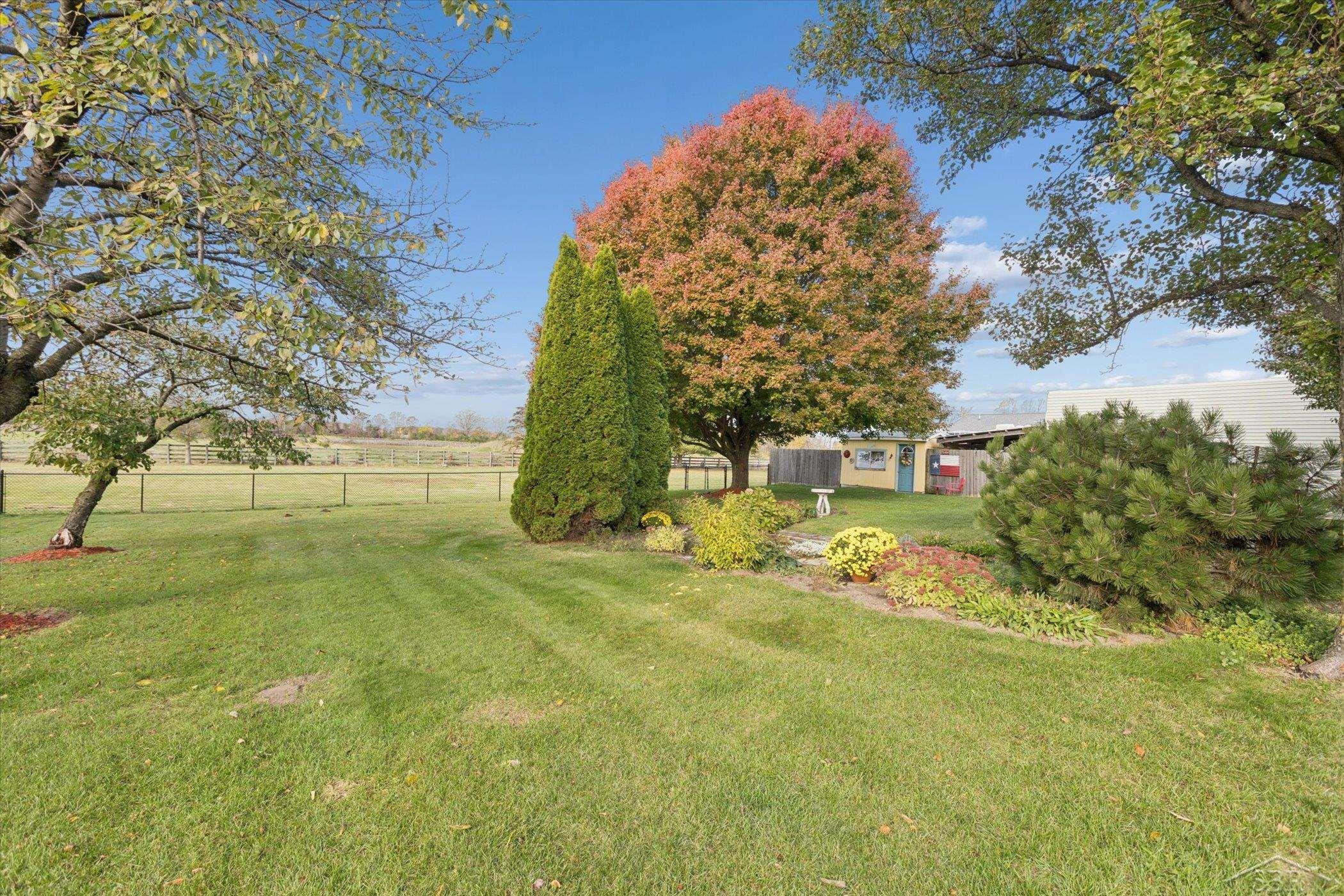 7165 Hospital Road, Freeland, MI, 48623-8648