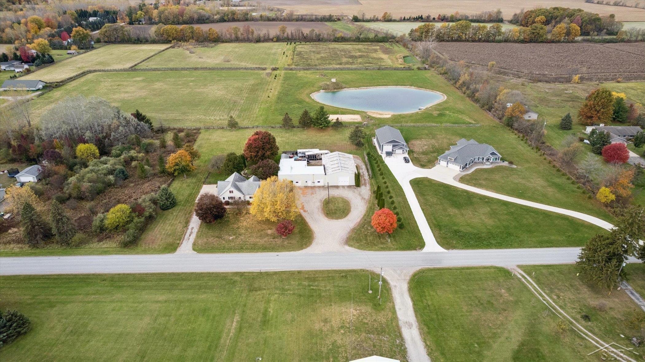7165 Hospital Road, Freeland, MI, 48623-8648