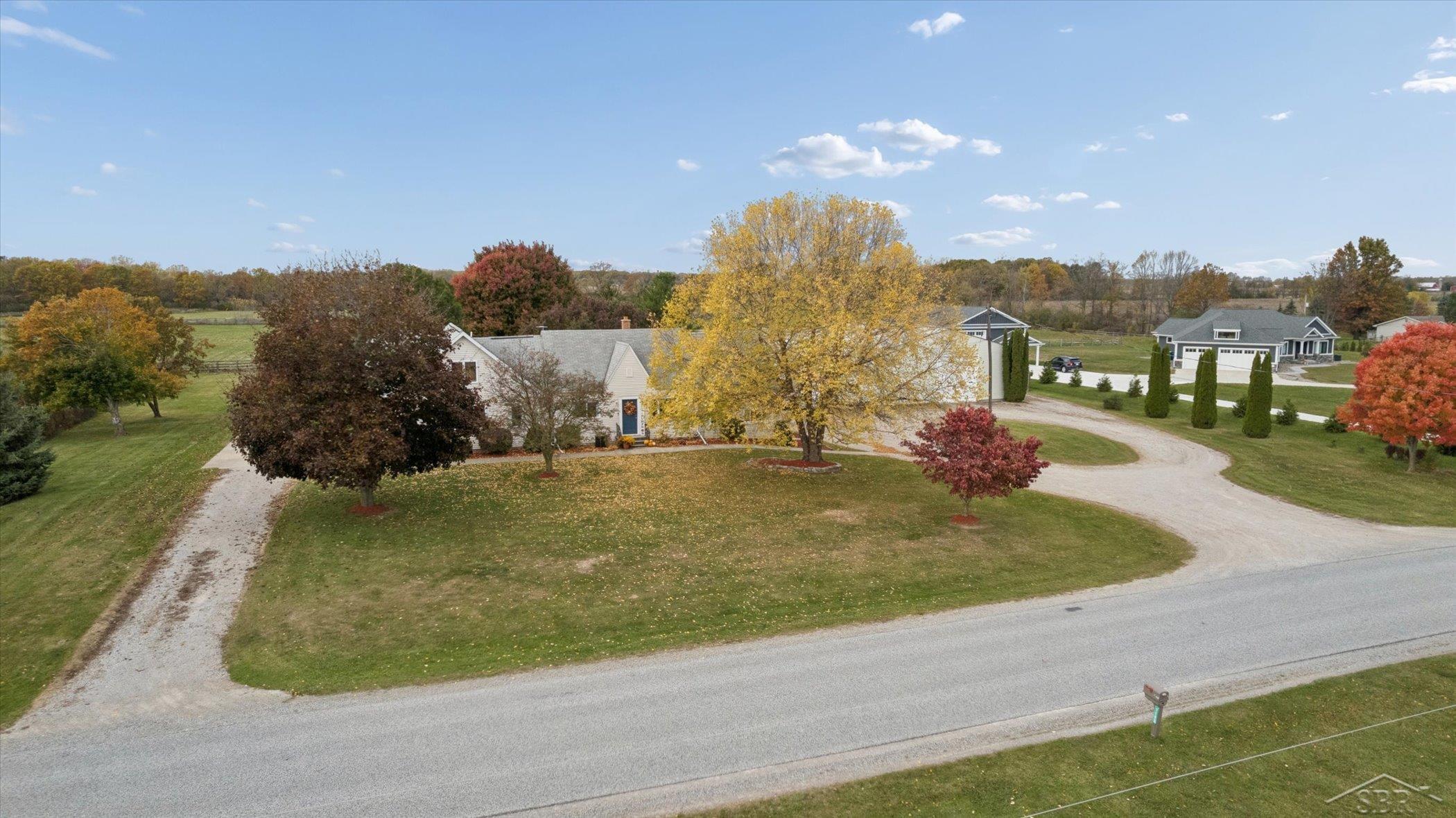 7165 Hospital Road, Freeland, MI, 48623-8648