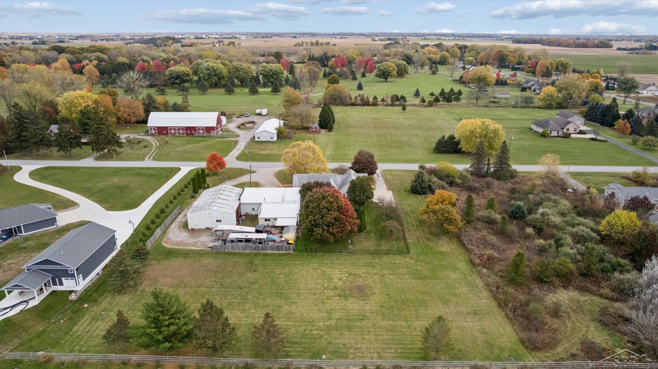 7165 Hospital Road, Freeland, MI, 48623-8648