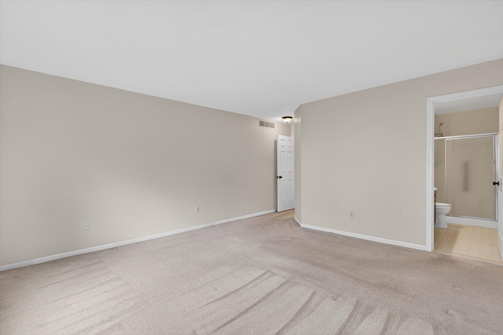 2547 Woodcliff Trail, Hartland, MI, 48353