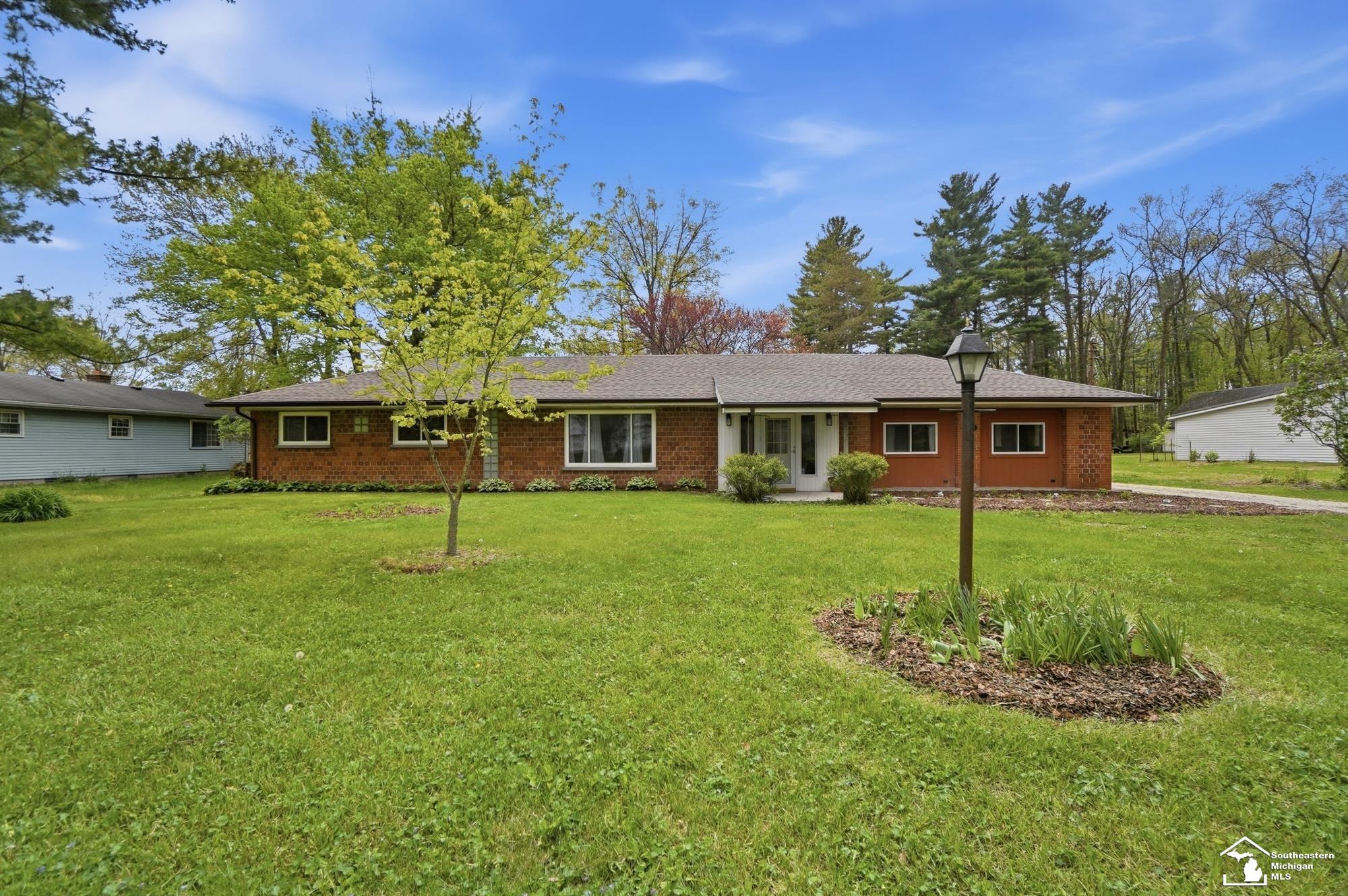 1386 Borgstrom Avenue, Ypsilanti, MI, 48198-6405
