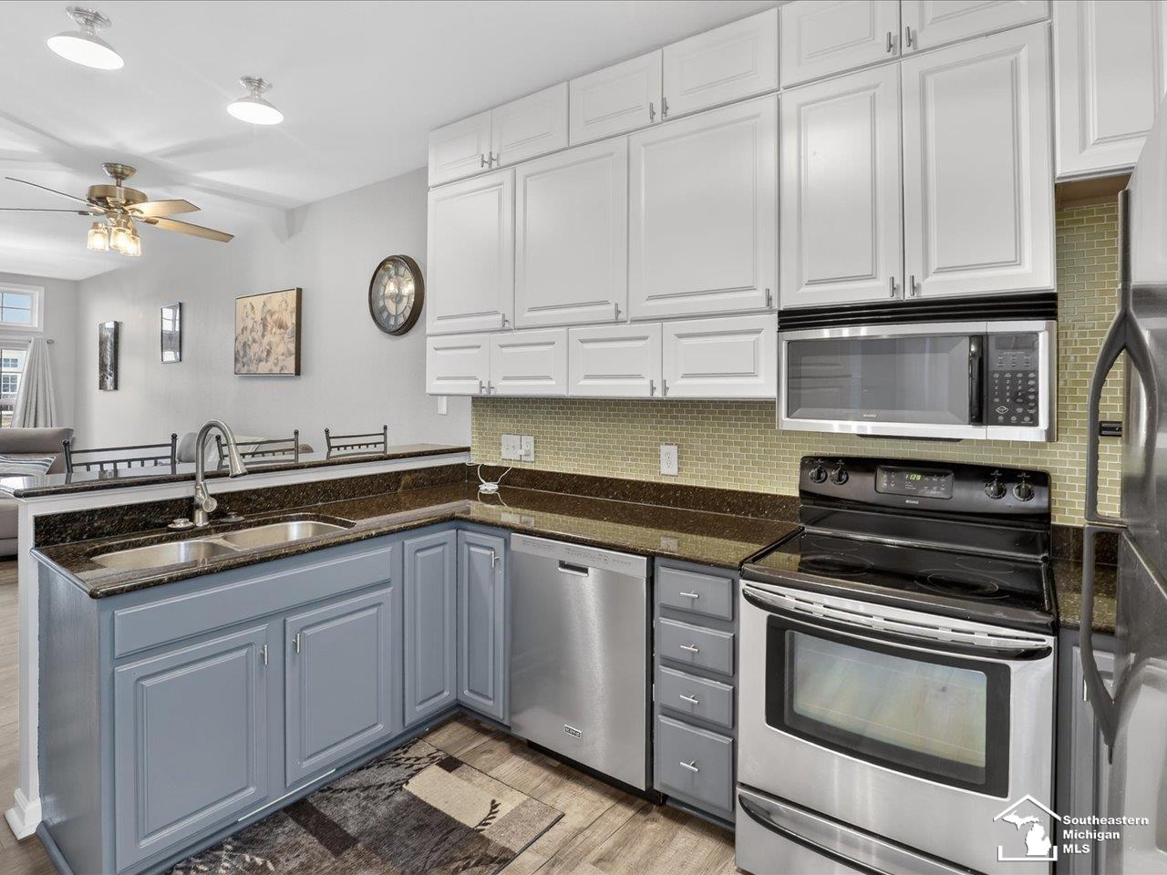 803 Catalina Cove, Luna Pier, MI, 48157