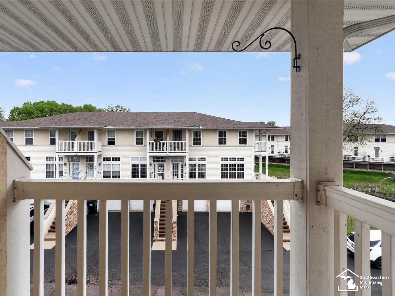 803 Catalina Cove, Luna Pier, MI, 48157