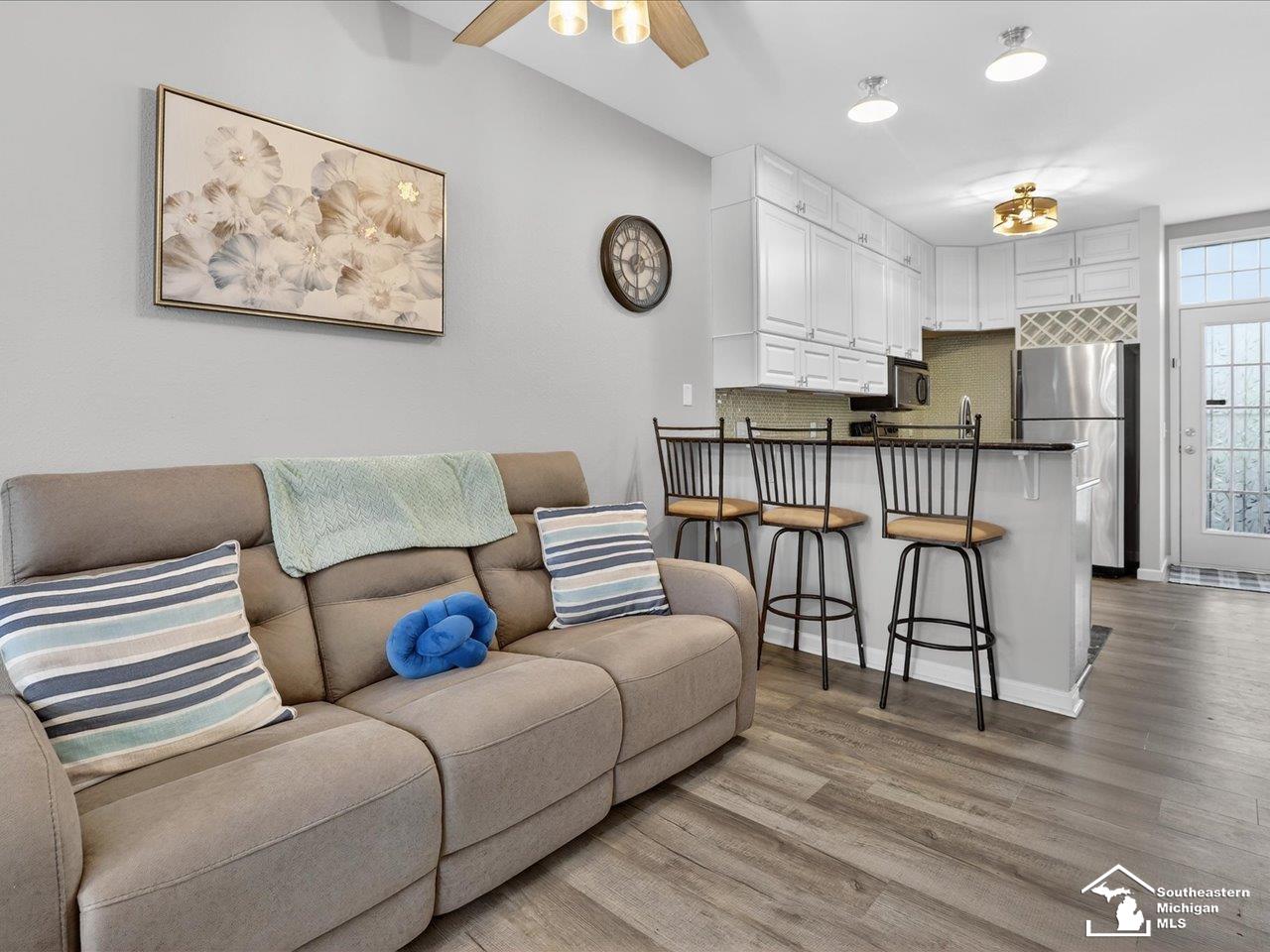803 Catalina Cove, Luna Pier, MI, 48157