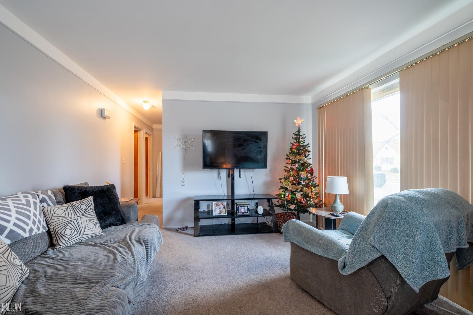 21612 Bon Brae Street, Saint Clair Shores, MI, 48081