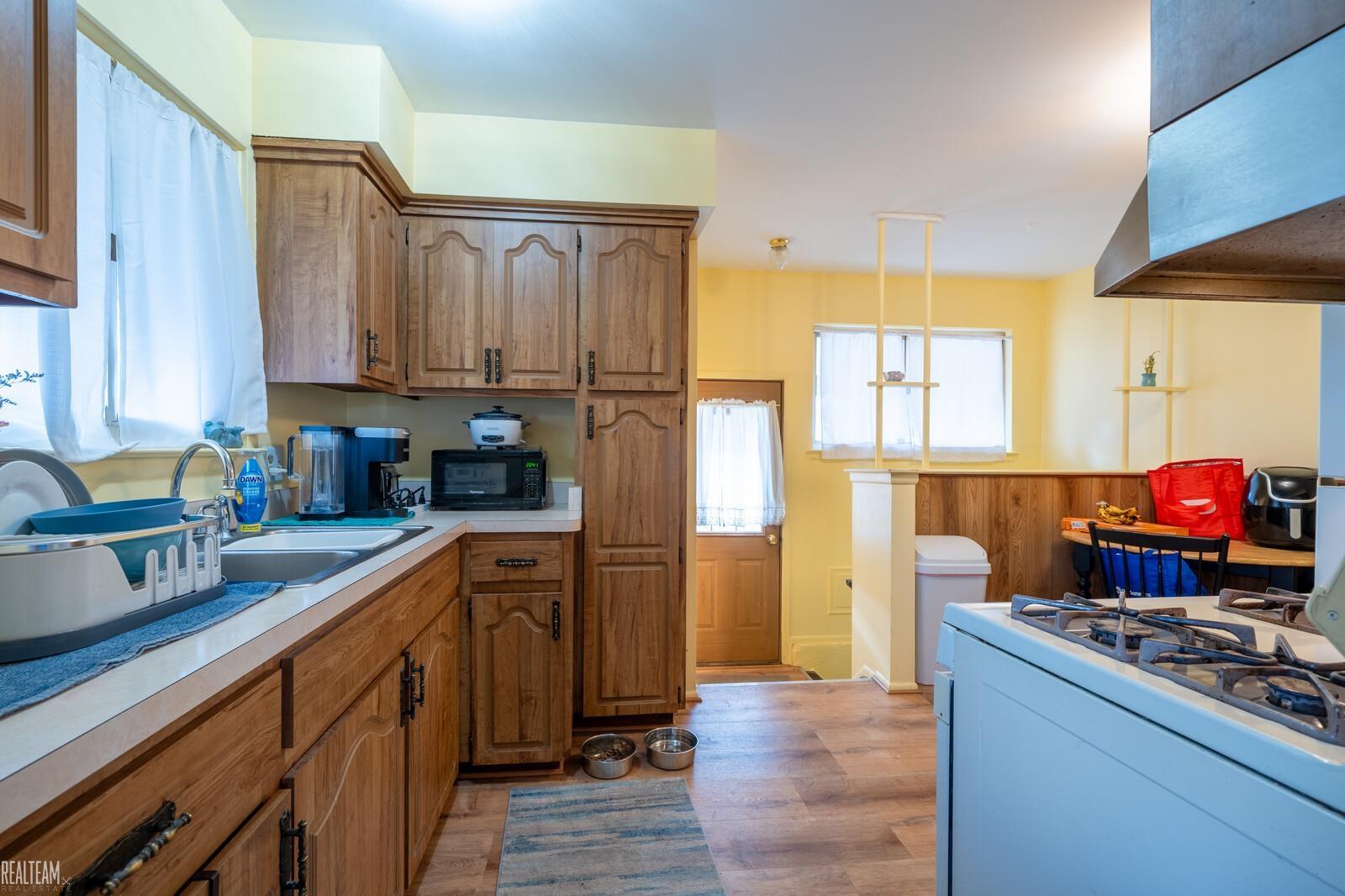21612 Bon Brae Street, Saint Clair Shores, MI, 48081