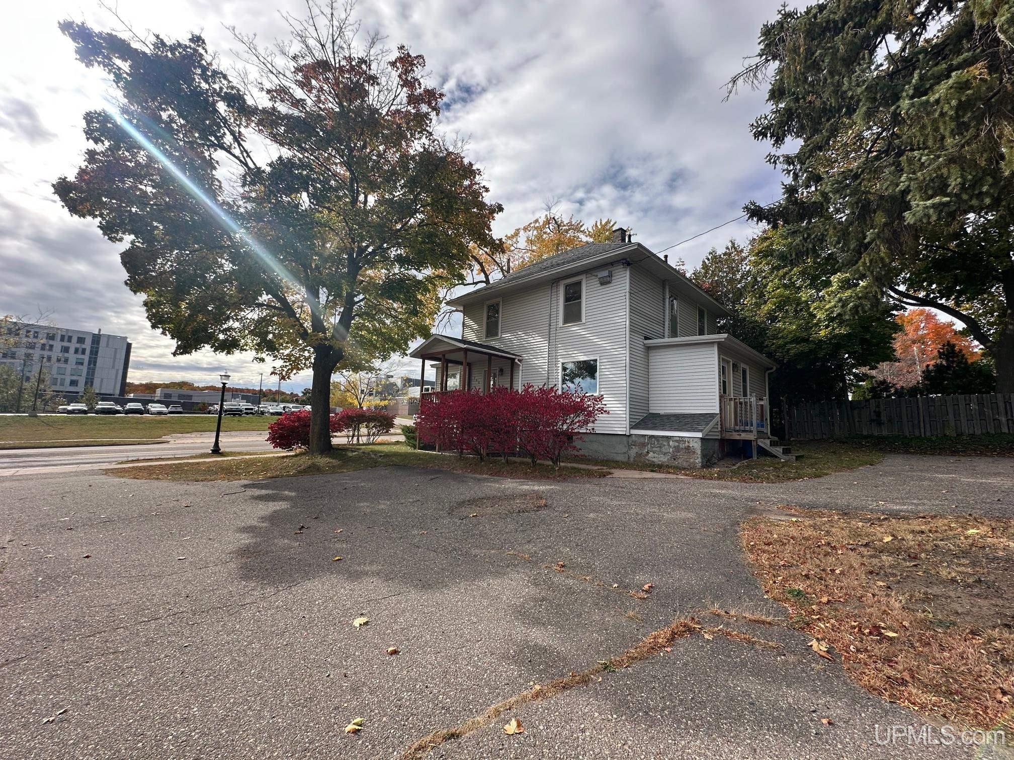 756 W Washington Street, Marquette, MI, 49855