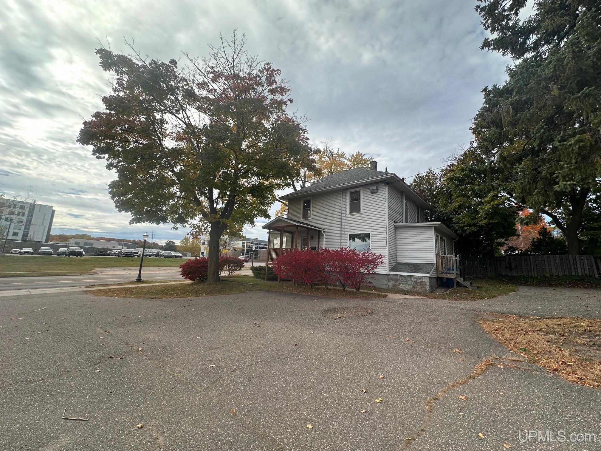 756 W Washington Street, Marquette, MI, 49855
