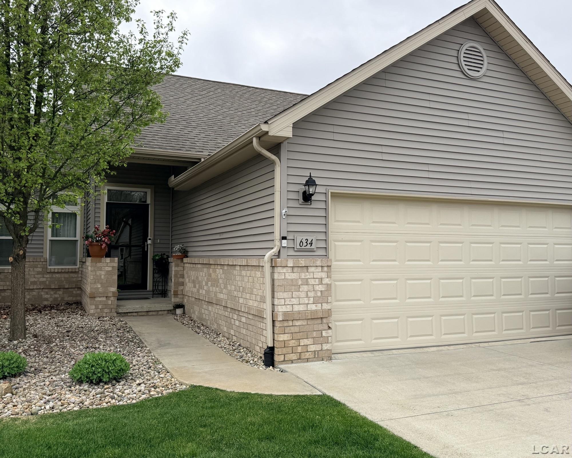 634 Ridge Lane, Tecumseh, MI, 49286