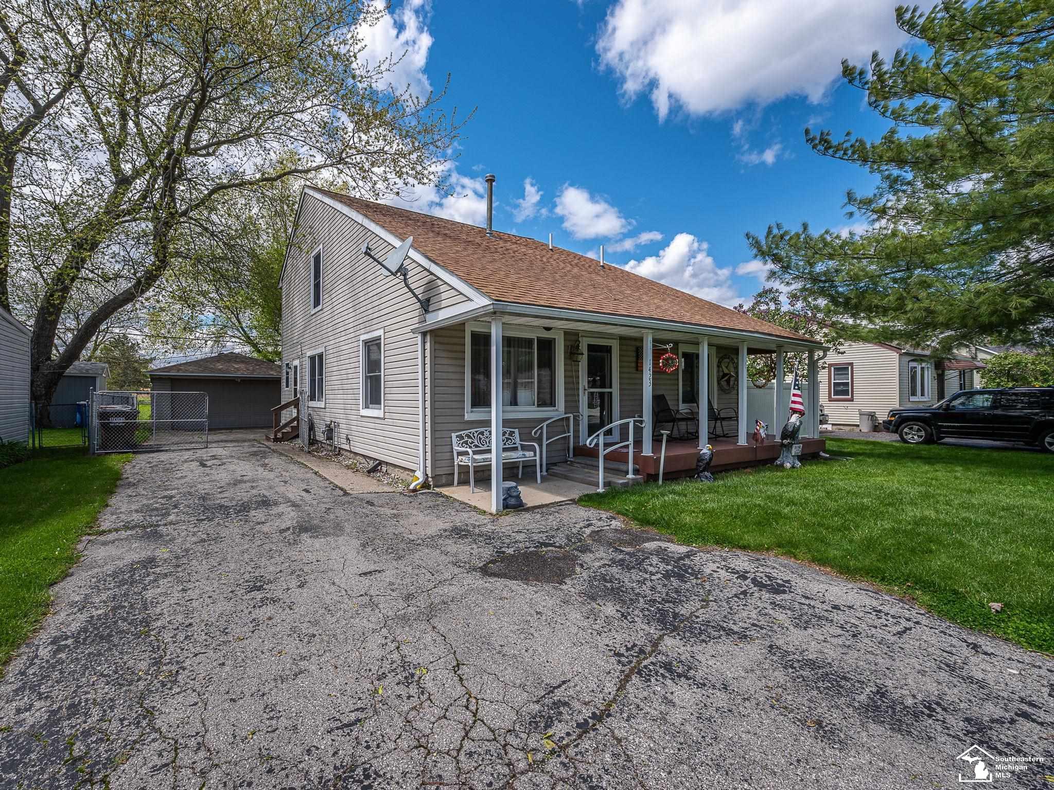 1423 Sunset Boulevard, Monroe, MI, 48162