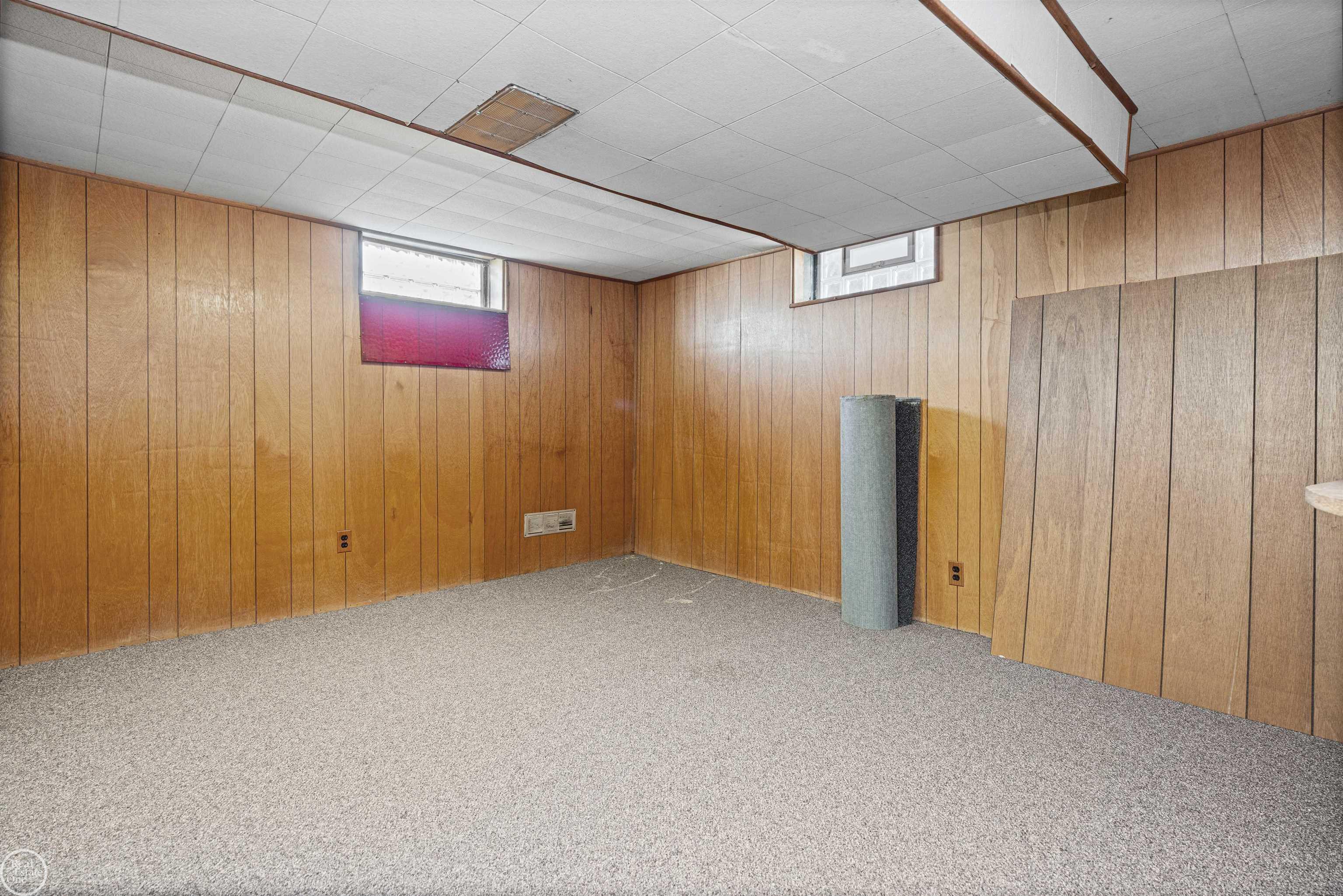 29116 Dembs Street, Roseville, MI, 48066
