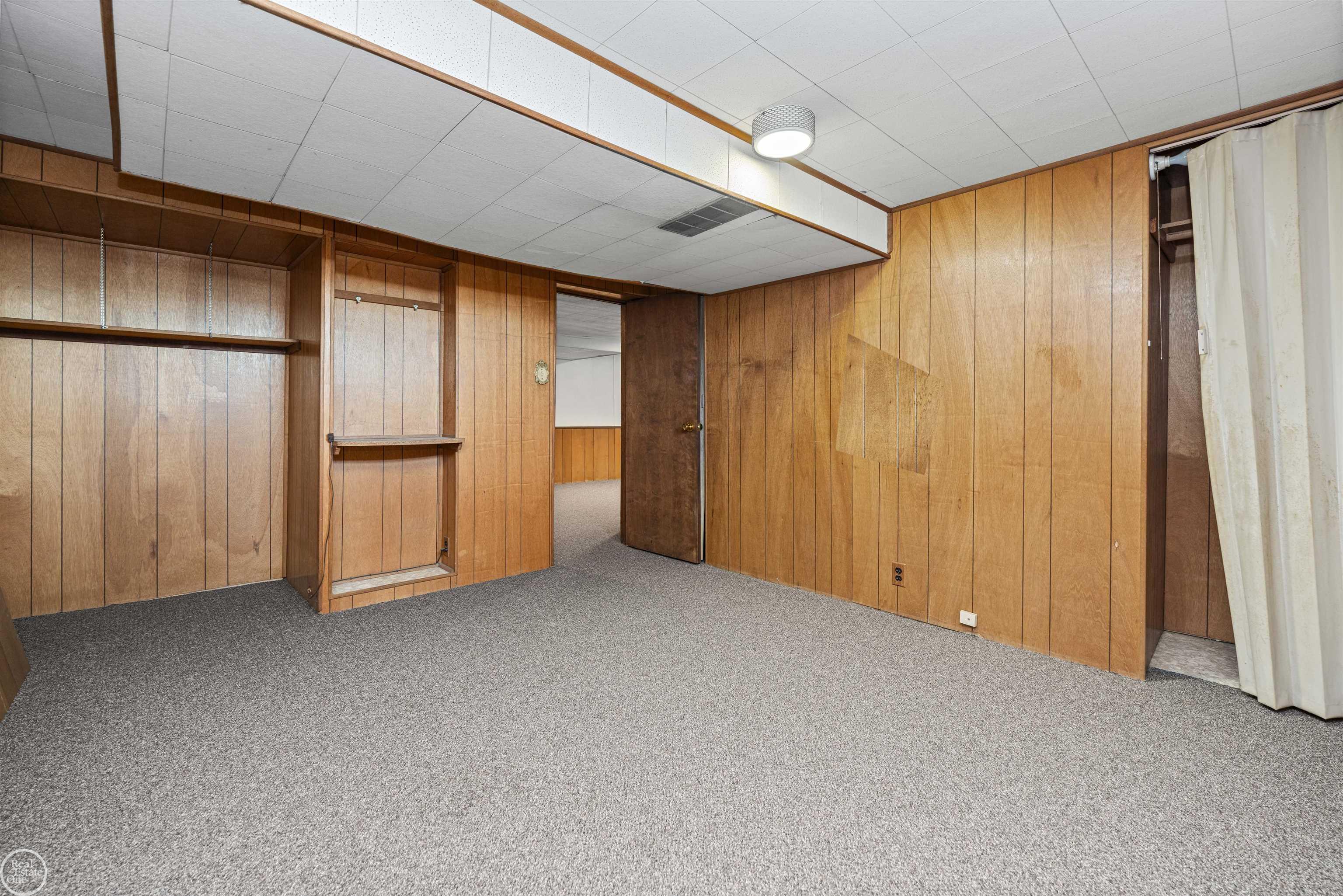 29116 Dembs Street, Roseville, MI, 48066