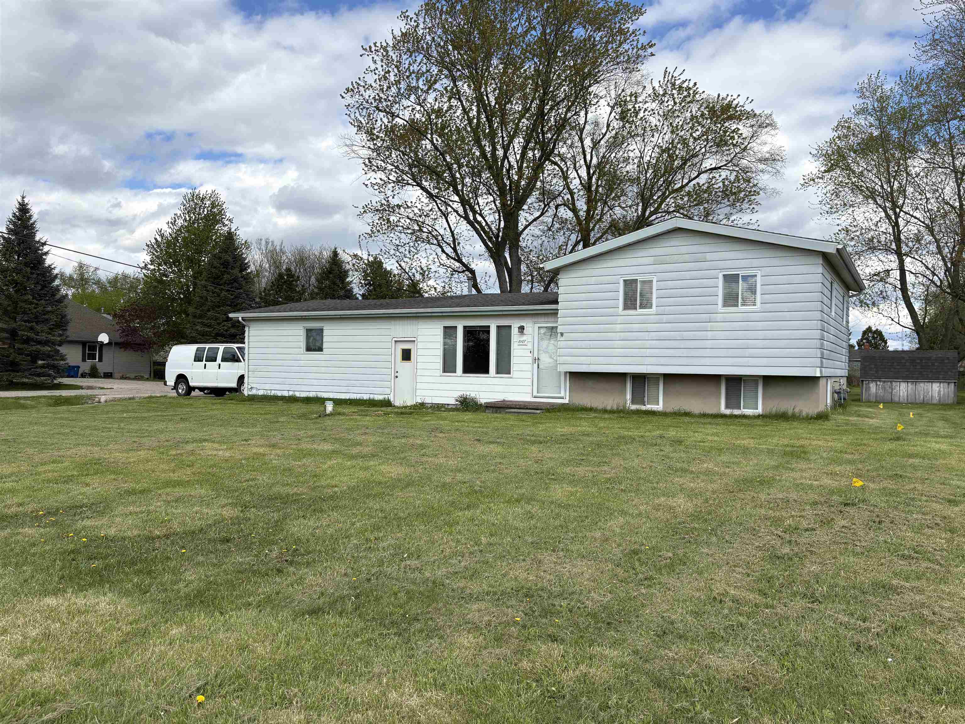 8107 Linden Road, Swartz Creek, MI, 48473