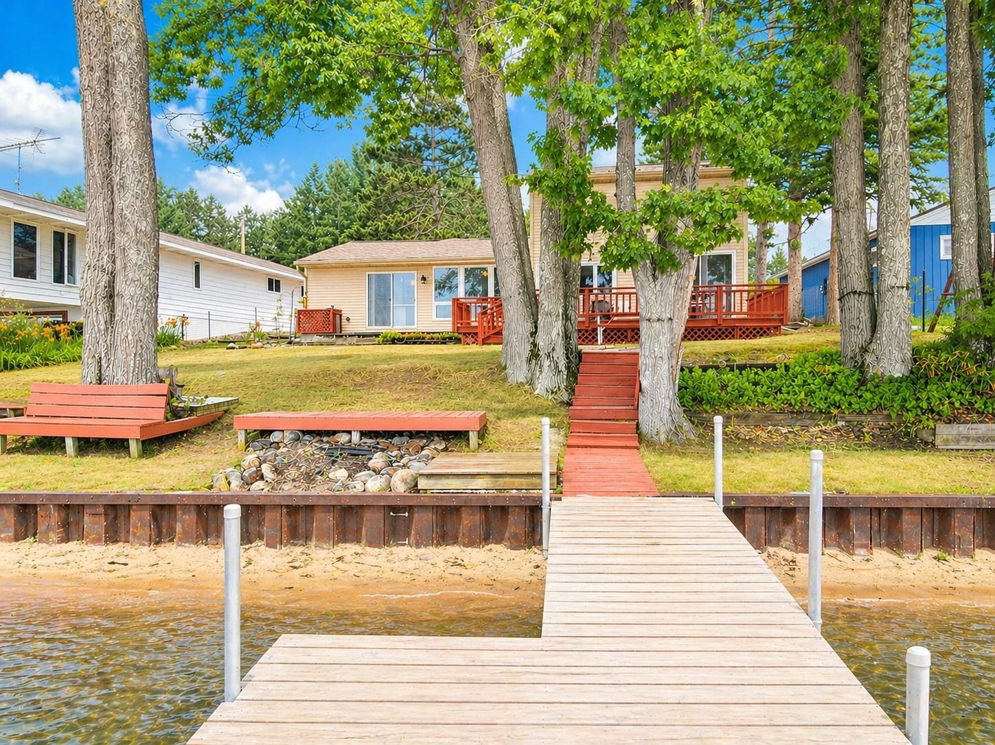 1334 1st Street, Lapeer, MI, 48446 1221