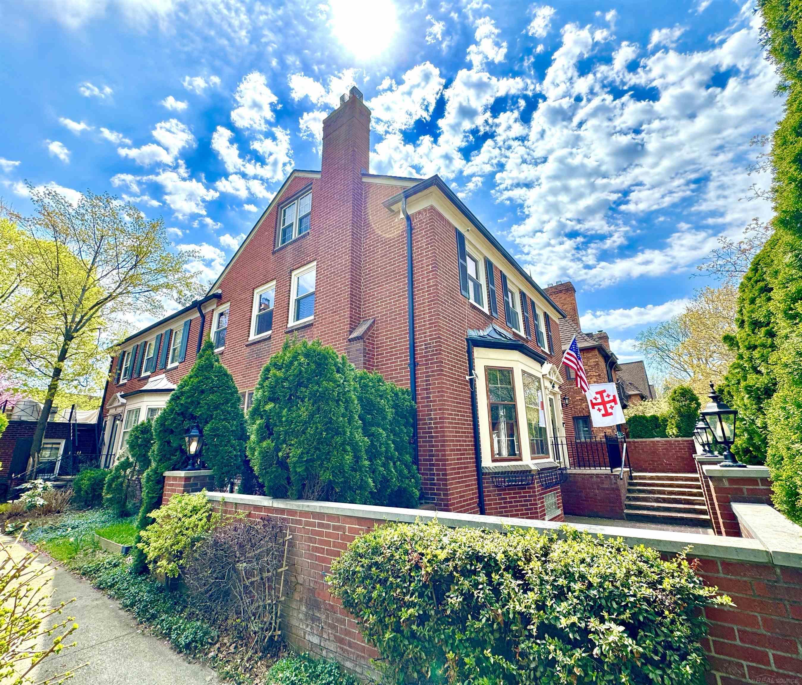 50 Cranford Lane, Grosse Pointe, MI, 48230