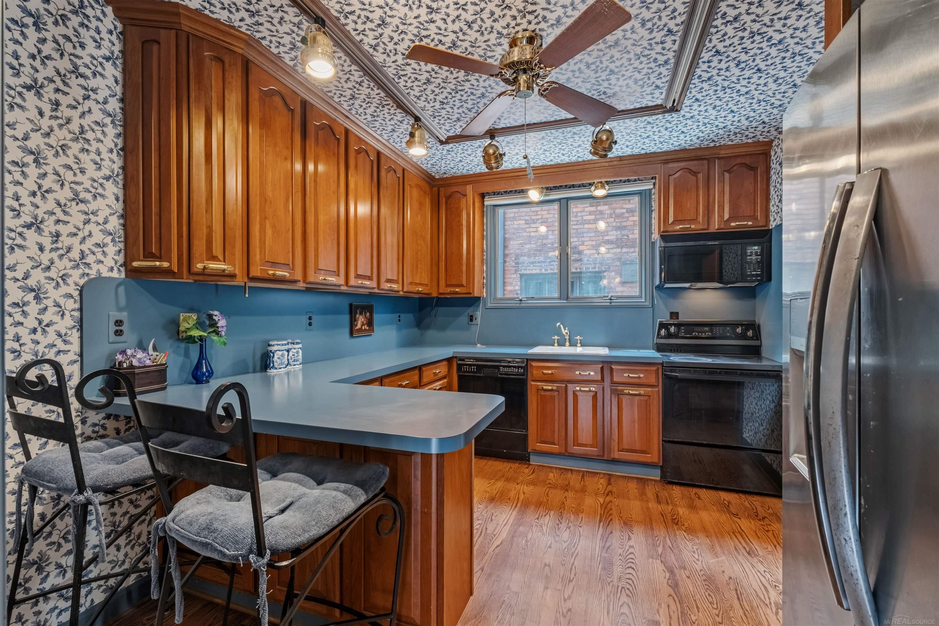50 Cranford Lane, Grosse Pointe, MI, 48230