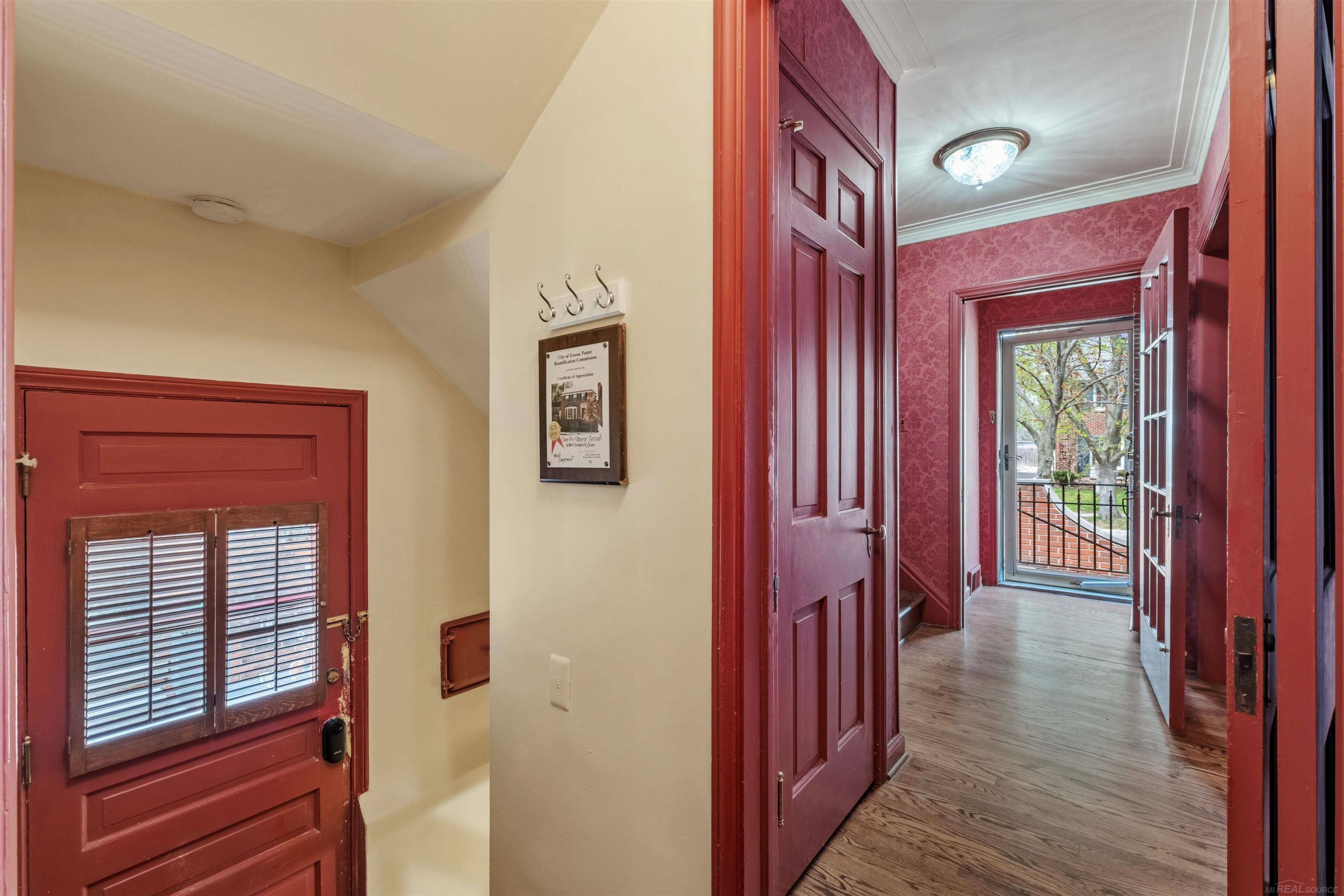 50 Cranford Lane, Grosse Pointe, MI, 48230