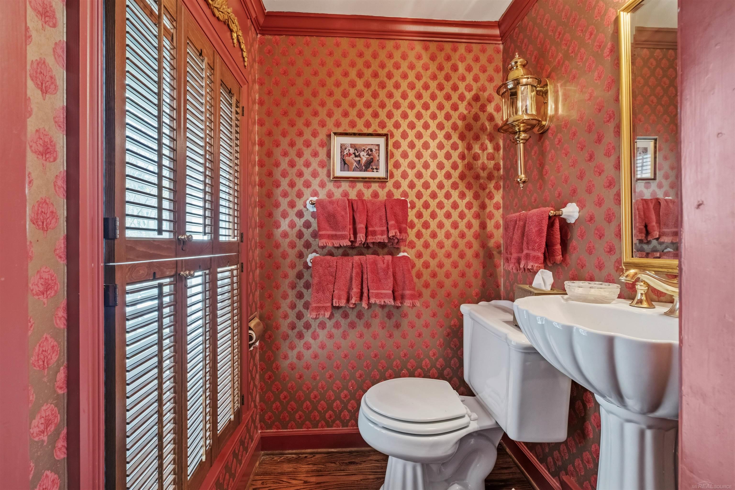 50 Cranford Lane, Grosse Pointe, MI, 48230