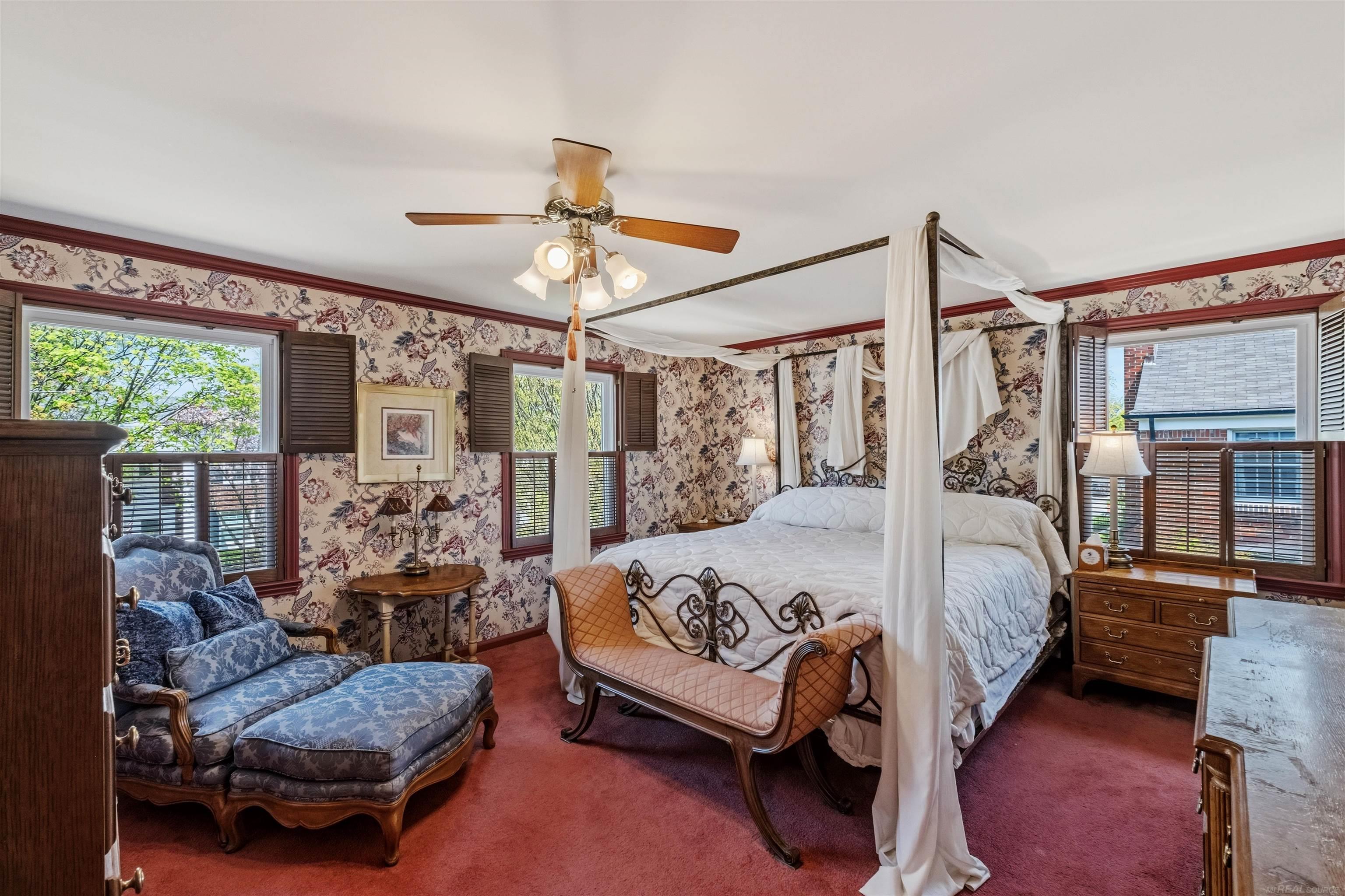 50 Cranford Lane, Grosse Pointe, MI, 48230