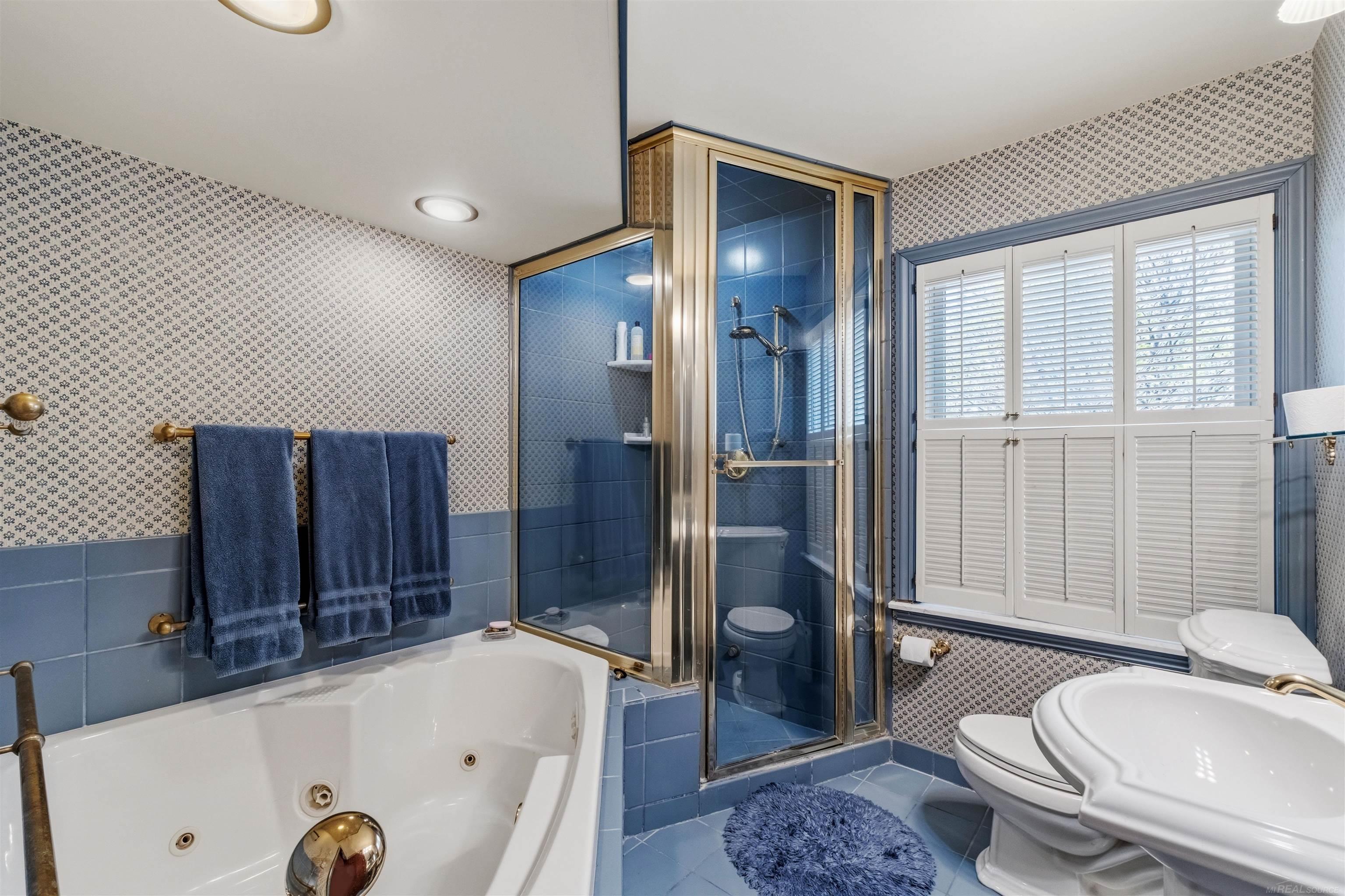 50 Cranford Lane, Grosse Pointe, MI, 48230