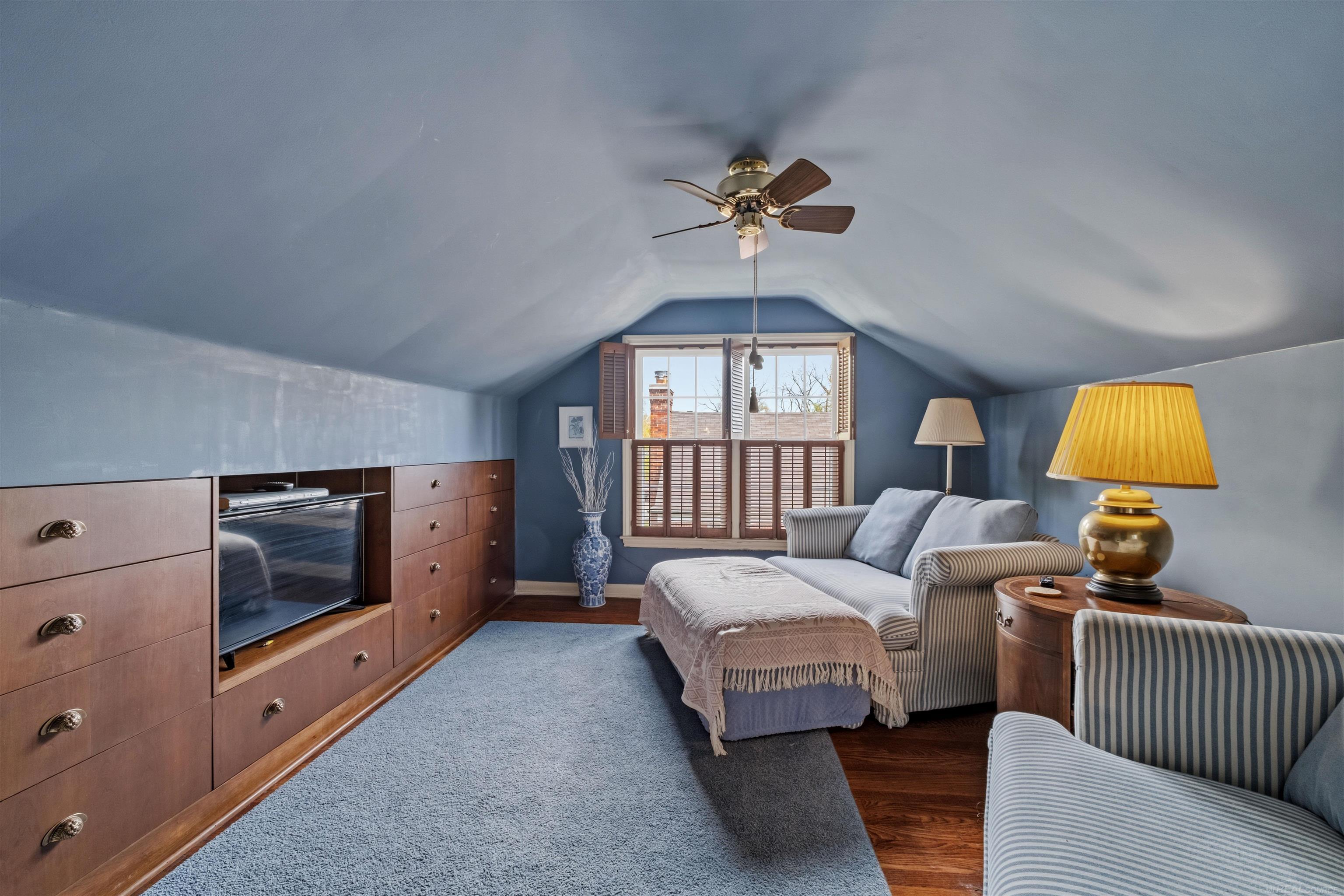 50 Cranford Lane, Grosse Pointe, MI, 48230