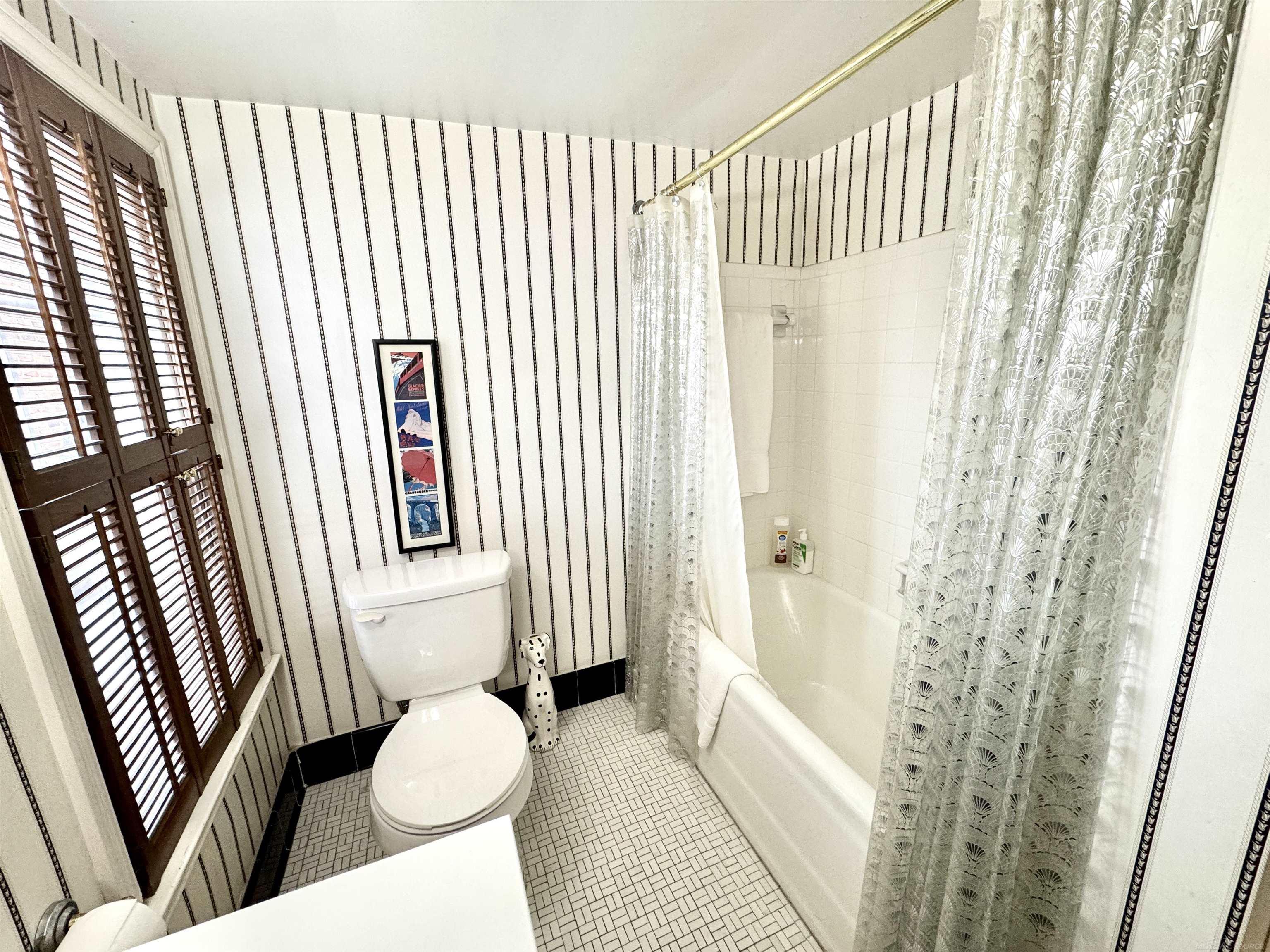 50 Cranford Lane, Grosse Pointe, MI, 48230