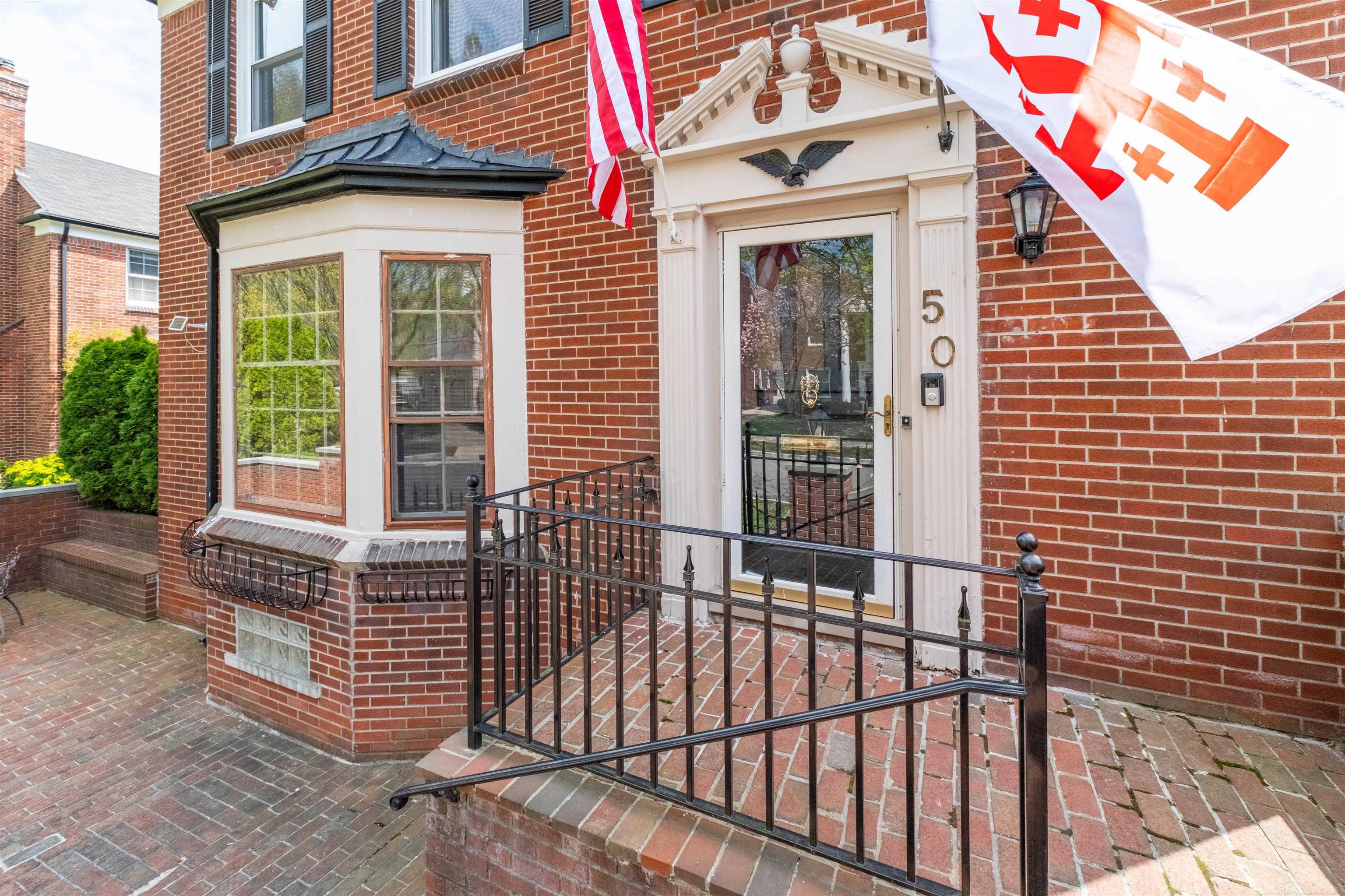 50 Cranford Lane, Grosse Pointe, MI, 48230