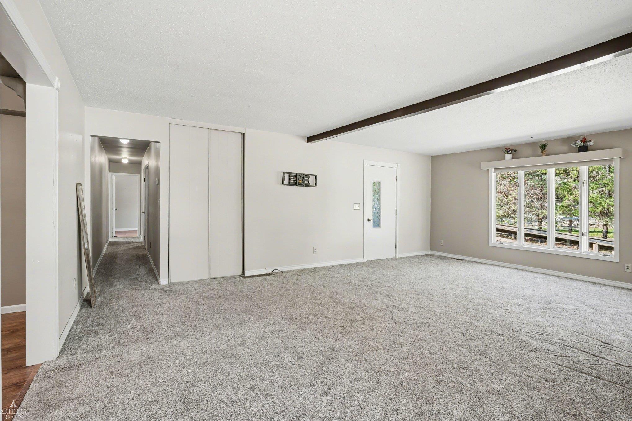 1592 Oakwood Drive, Gladwin, MI, 48624