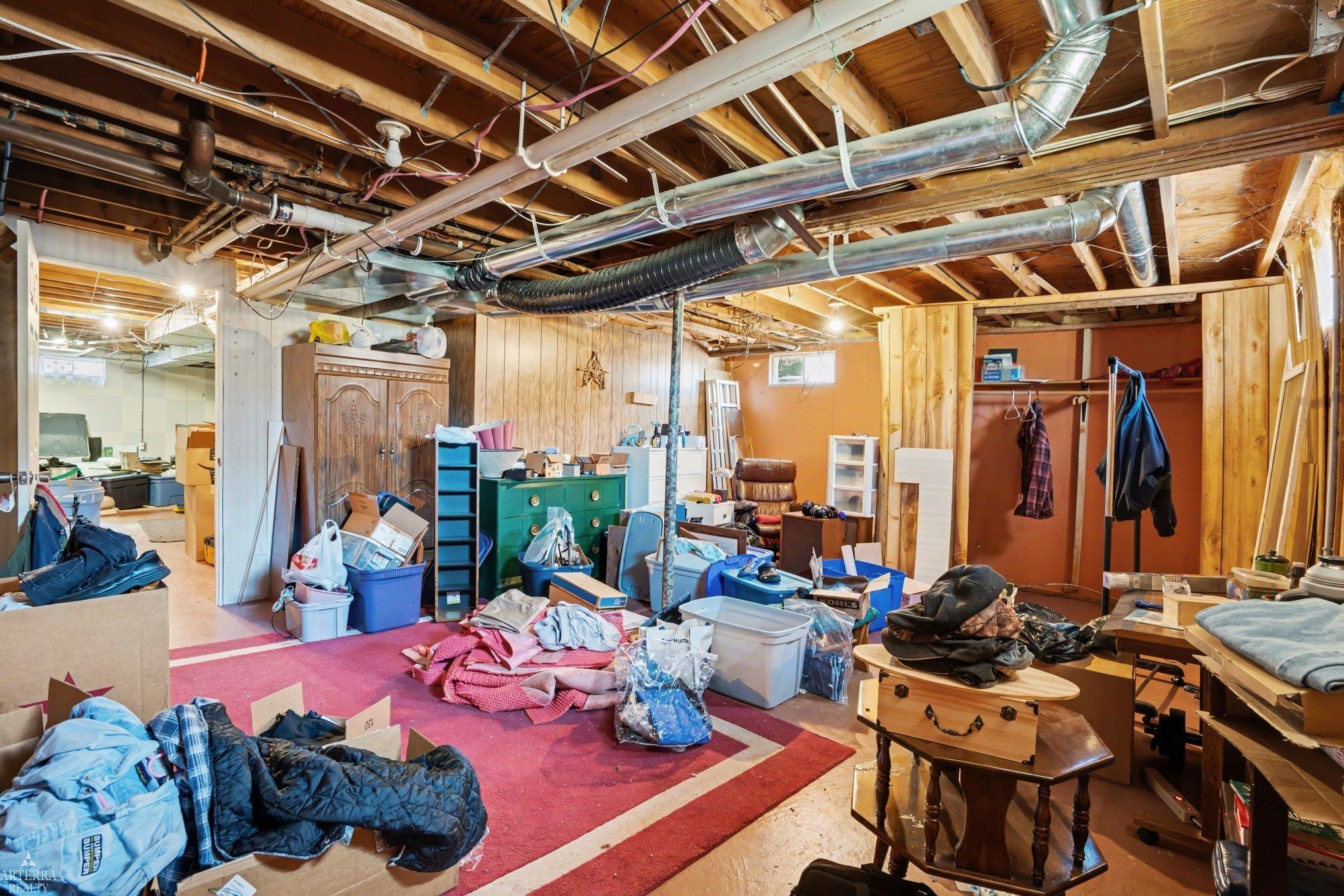 1592 Oakwood Drive, Gladwin, MI, 48624