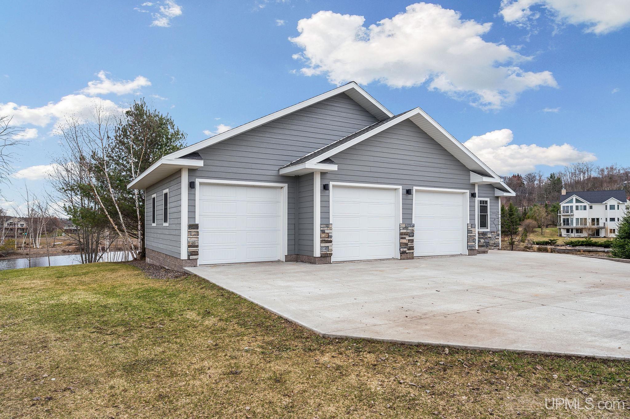 MLS 50206173 Large photo number 2 