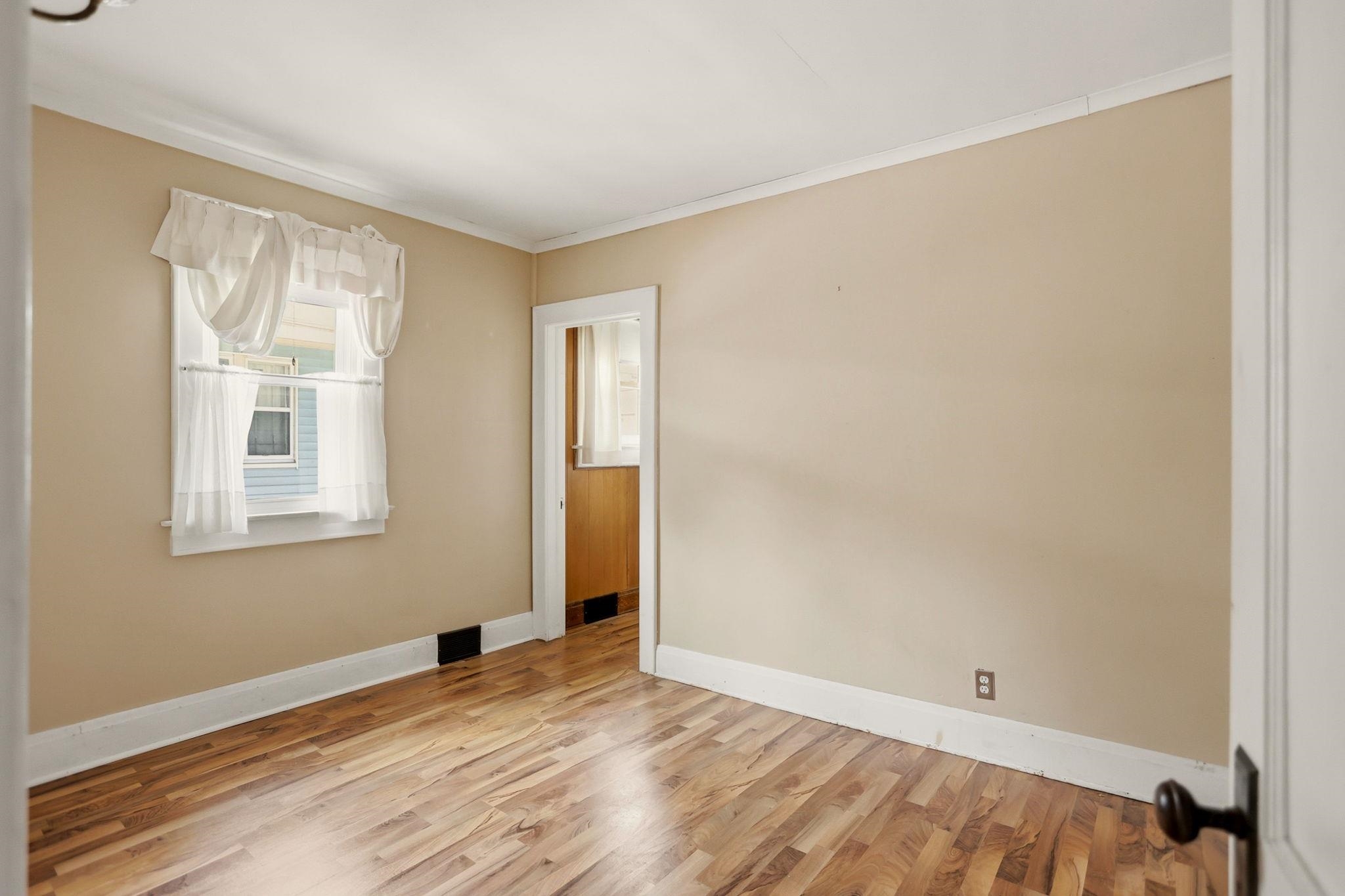2013 Cooper Avenue, Saginaw, MI, 48602