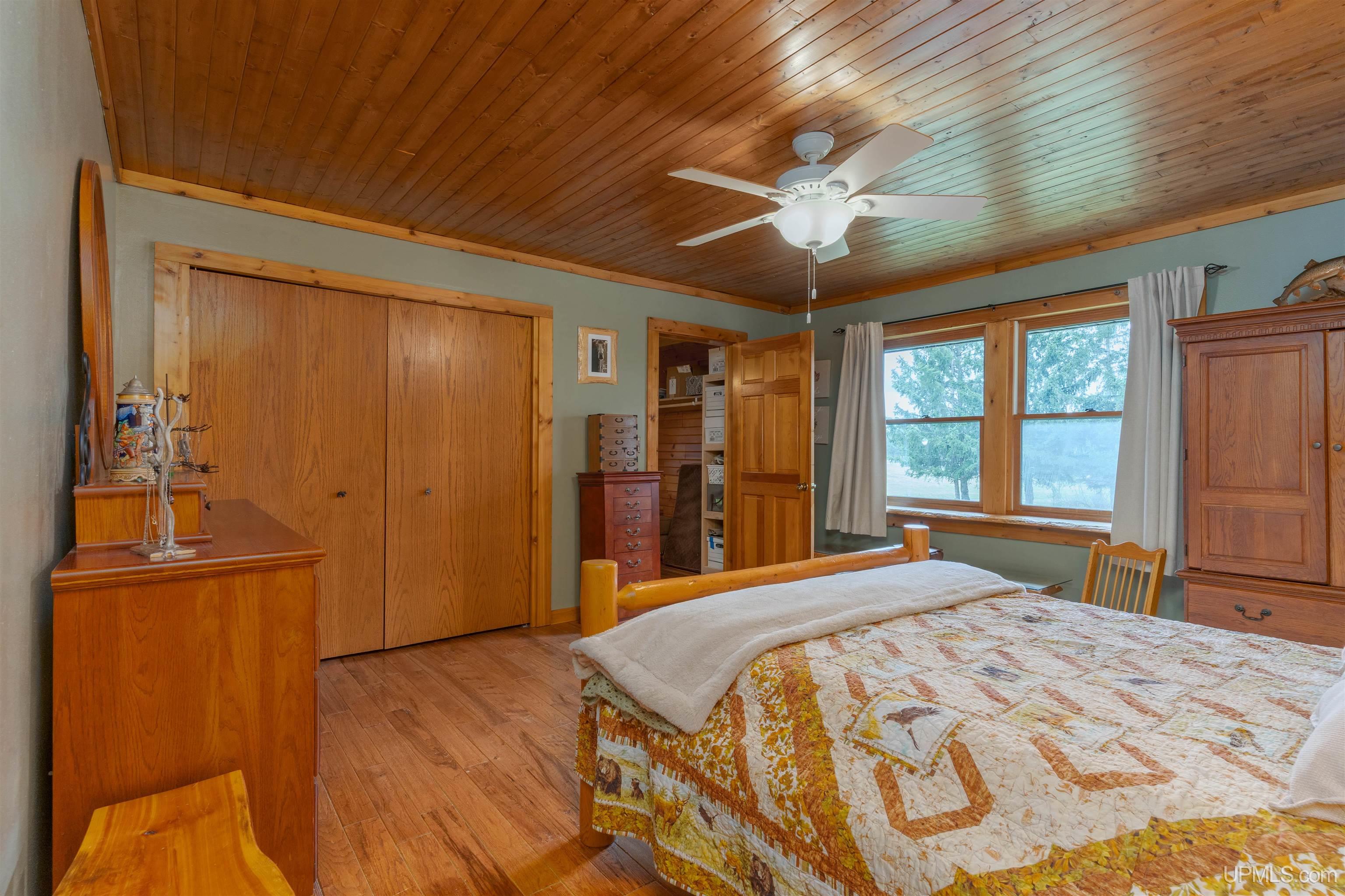 10681 Section 6 Road, Trout Creek, MI, 49967