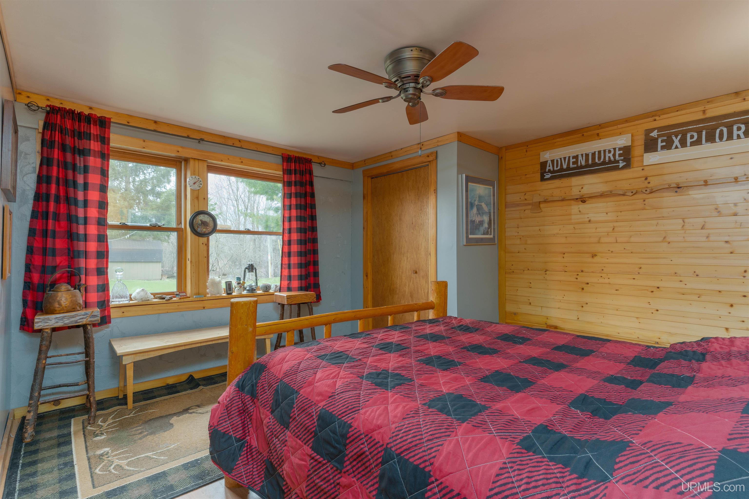10681 Section 6 Road, Trout Creek, MI, 49967