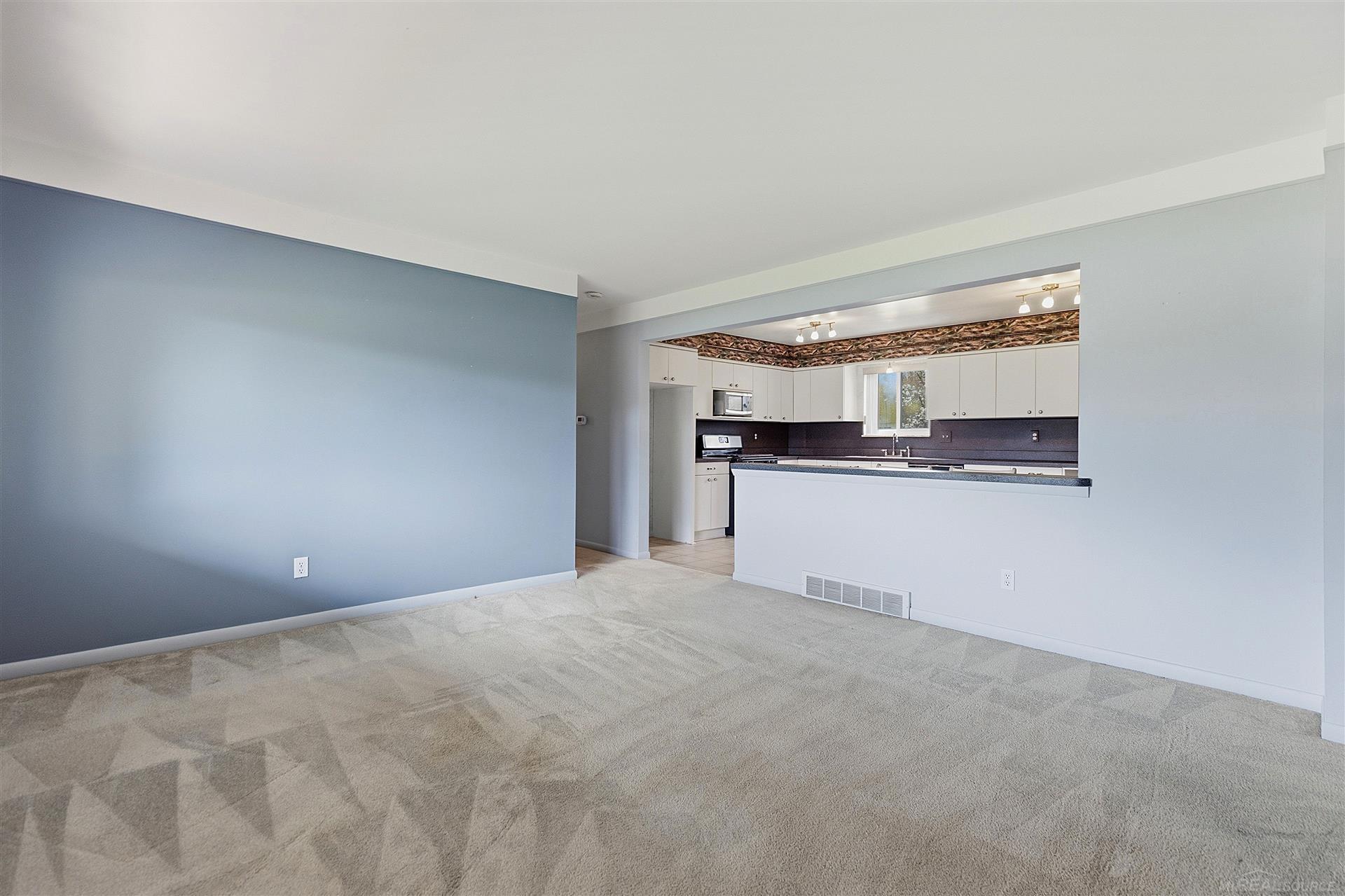 48809 Sugarbush Road, Chesterfield, MI, 48047