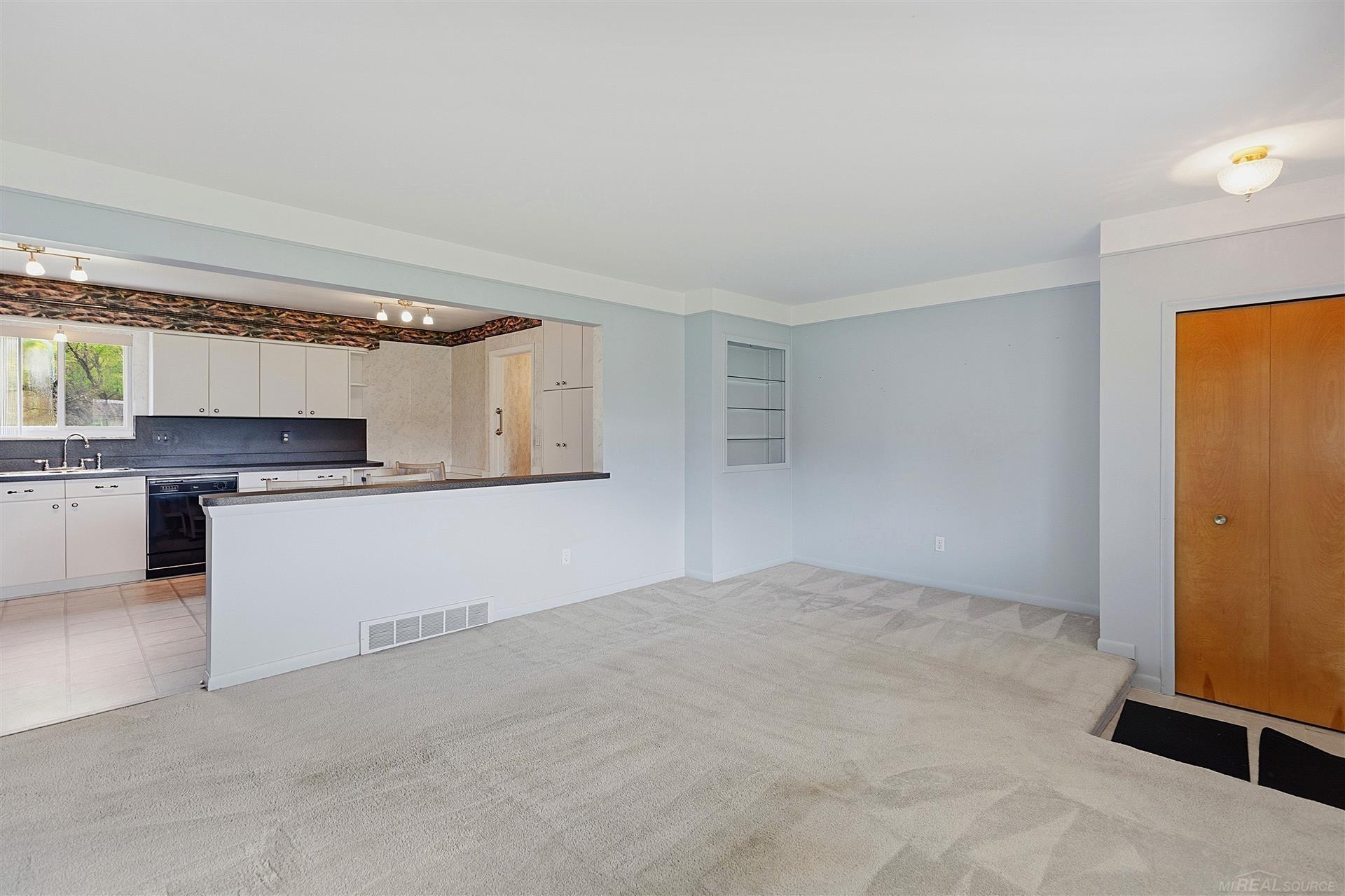 48809 Sugarbush Road, Chesterfield, MI, 48047