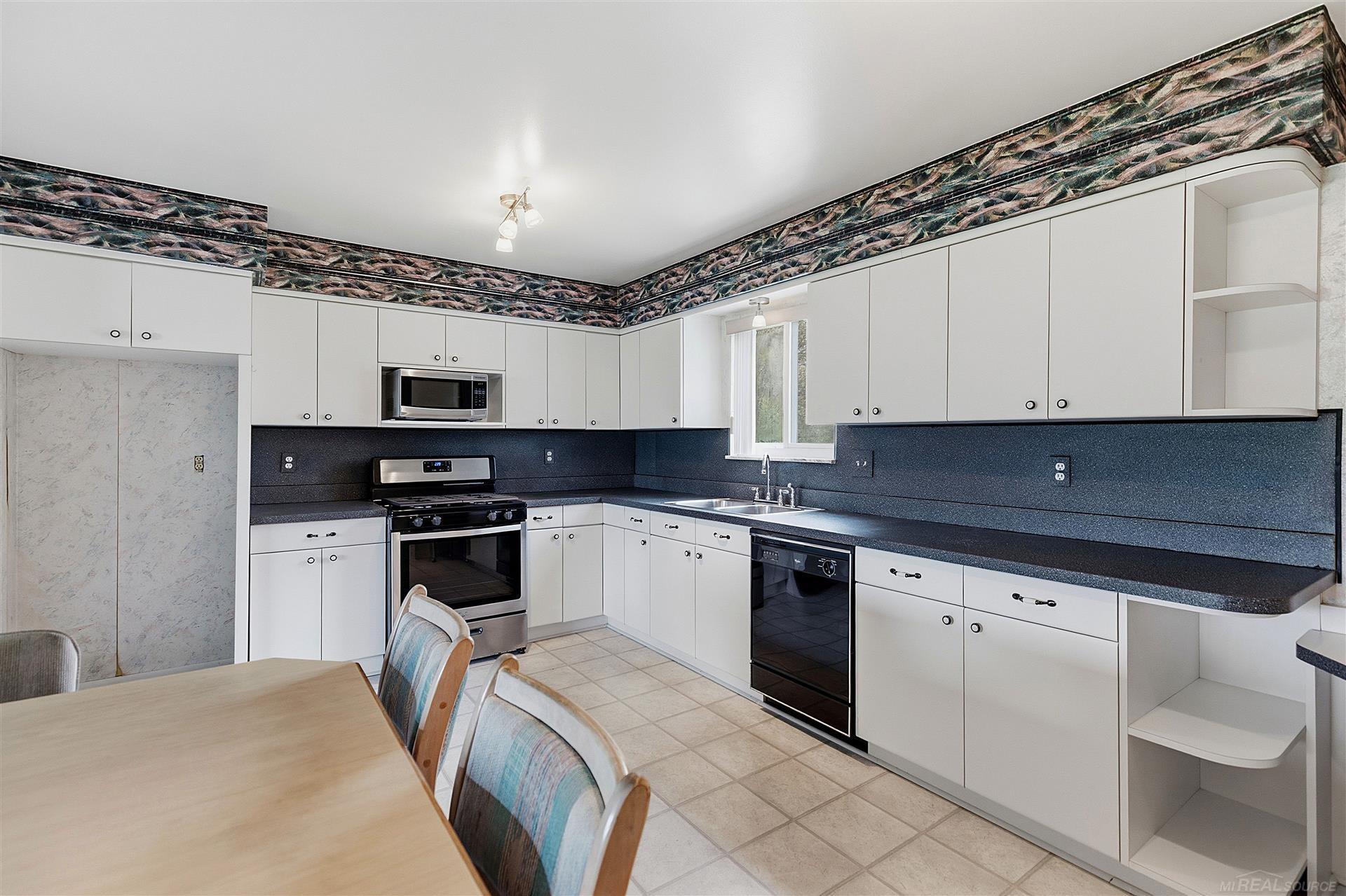 48809 Sugarbush Road, Chesterfield, MI, 48047