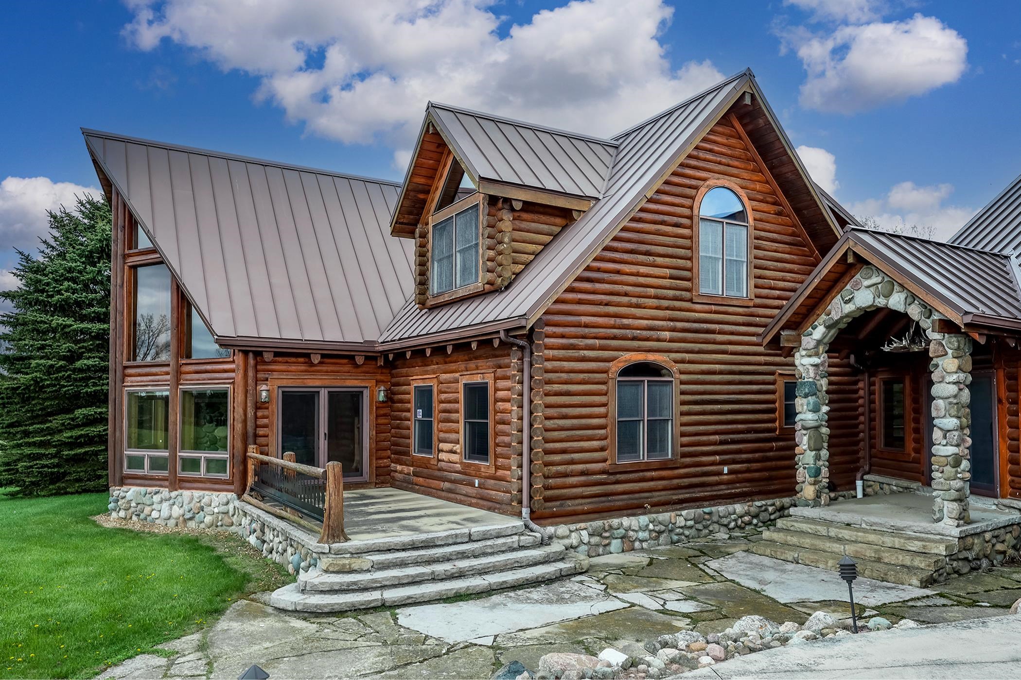 6340 Wolf Road photo 3
