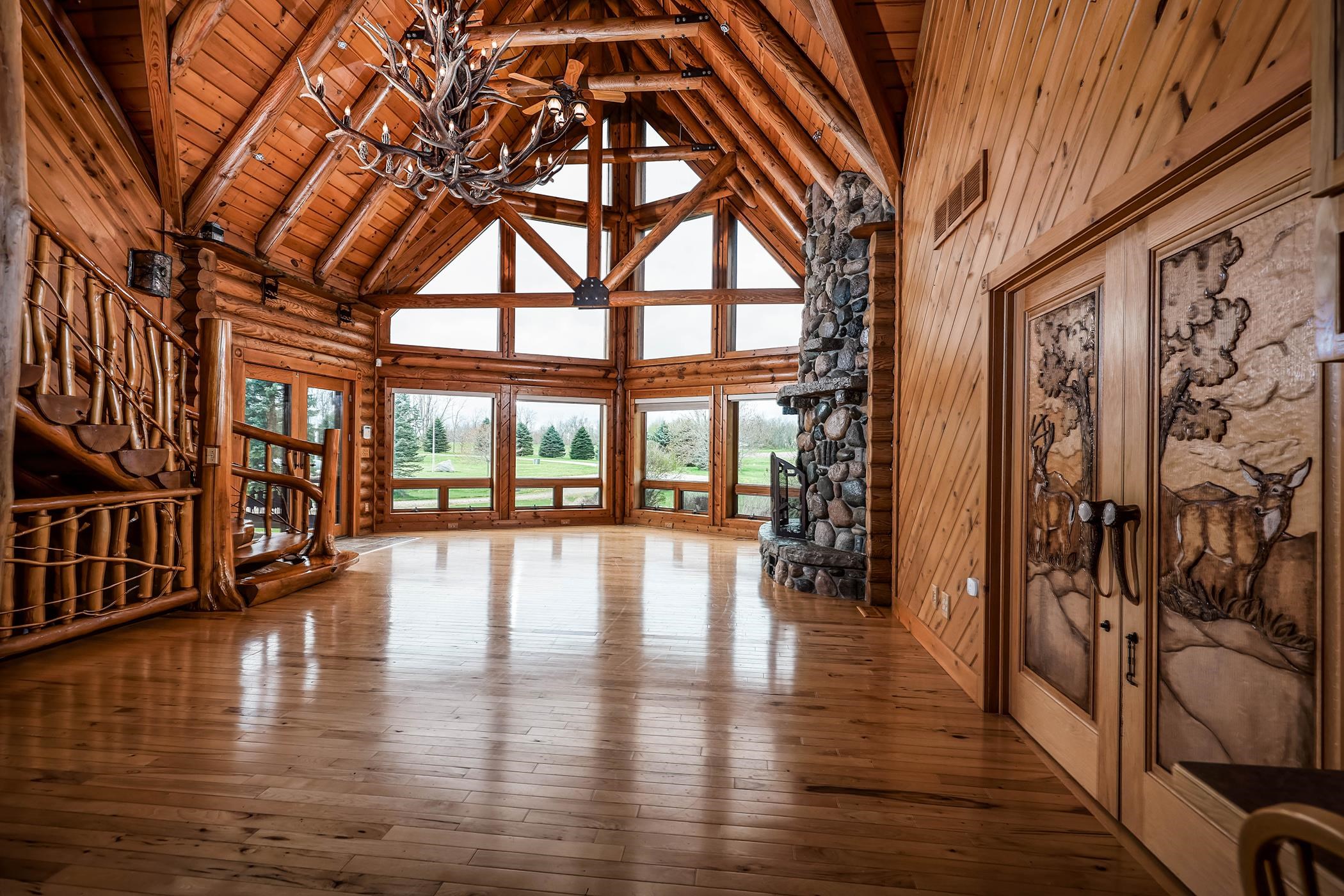 6340 Wolf Road photo 6
