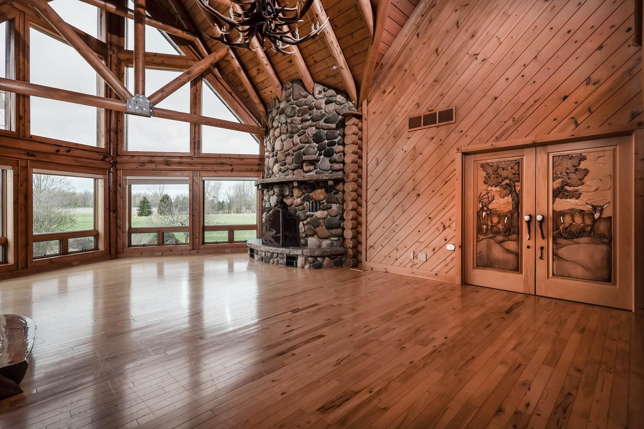 6340 Wolf Road photo 7