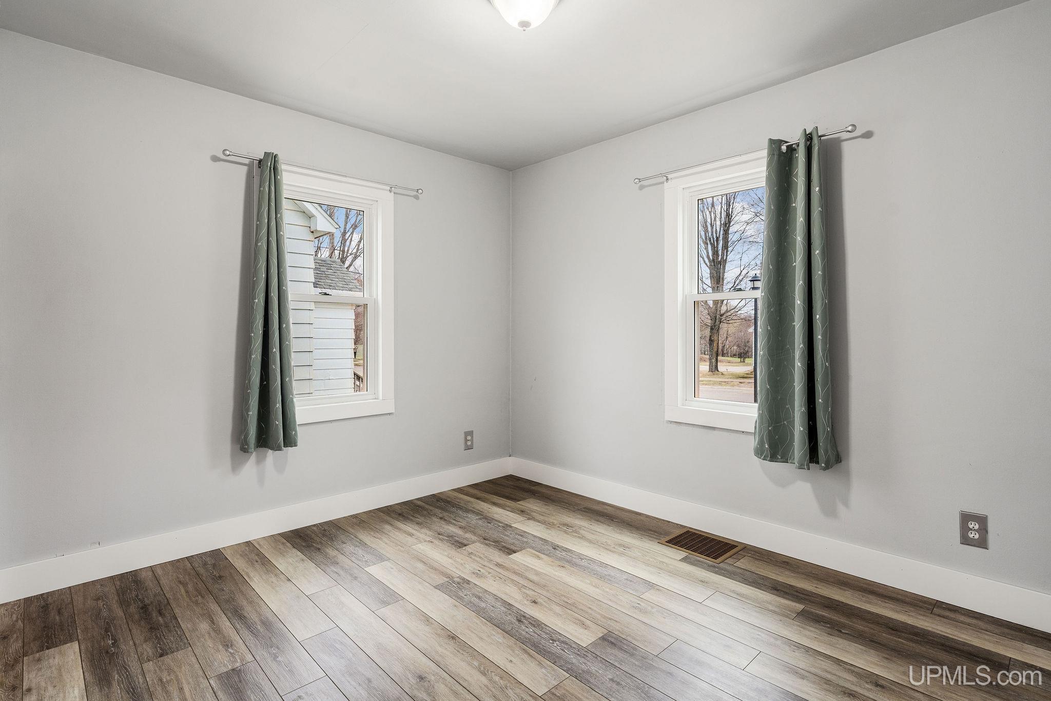 414 Peninsula Street, Negaunee, MI, 49866