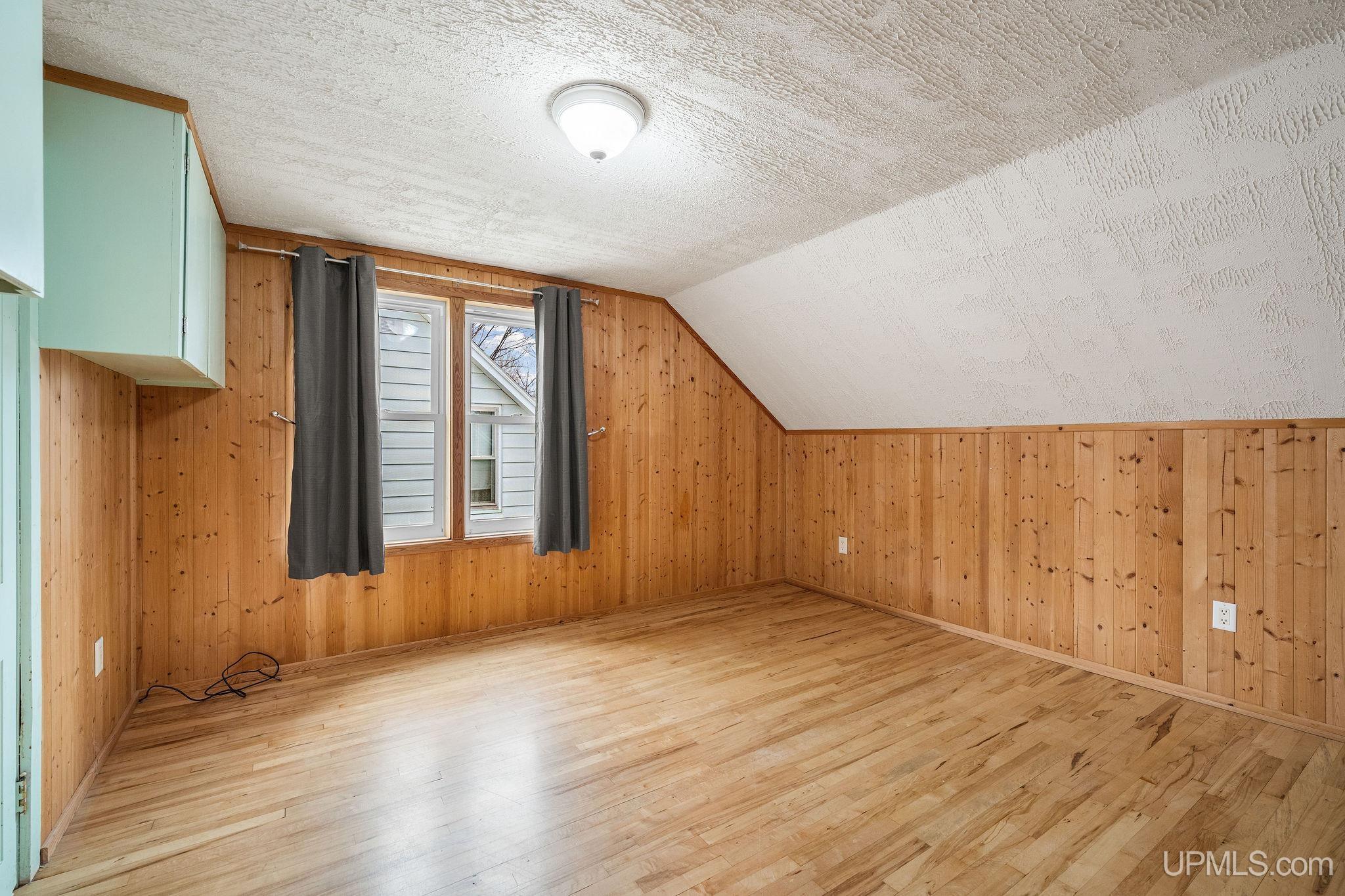 414 Peninsula Street, Negaunee, MI, 49866